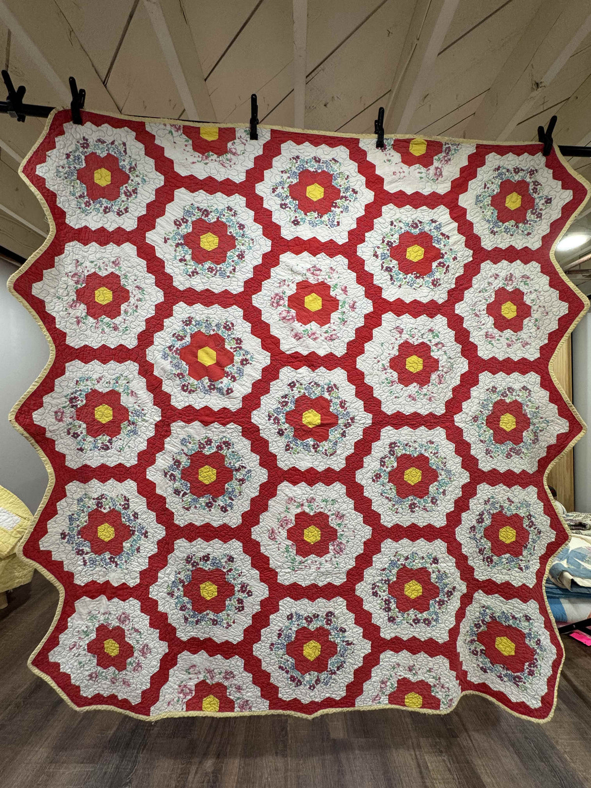 Vintage Quilt Grandmother's Flower Garden