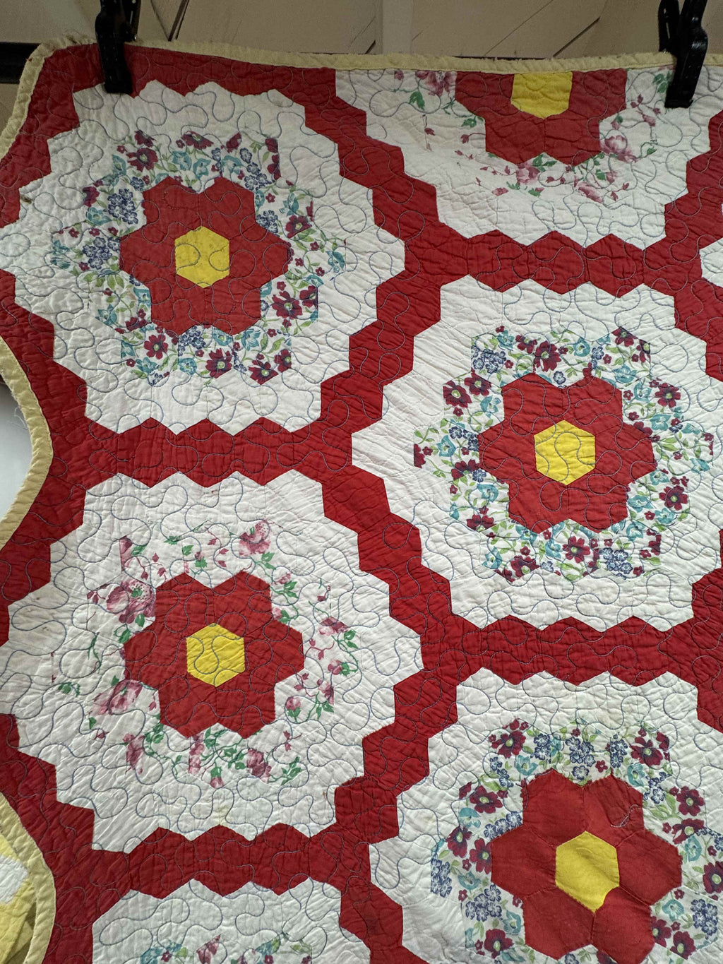 Vintage Quilt Grandmother's Flower Garden