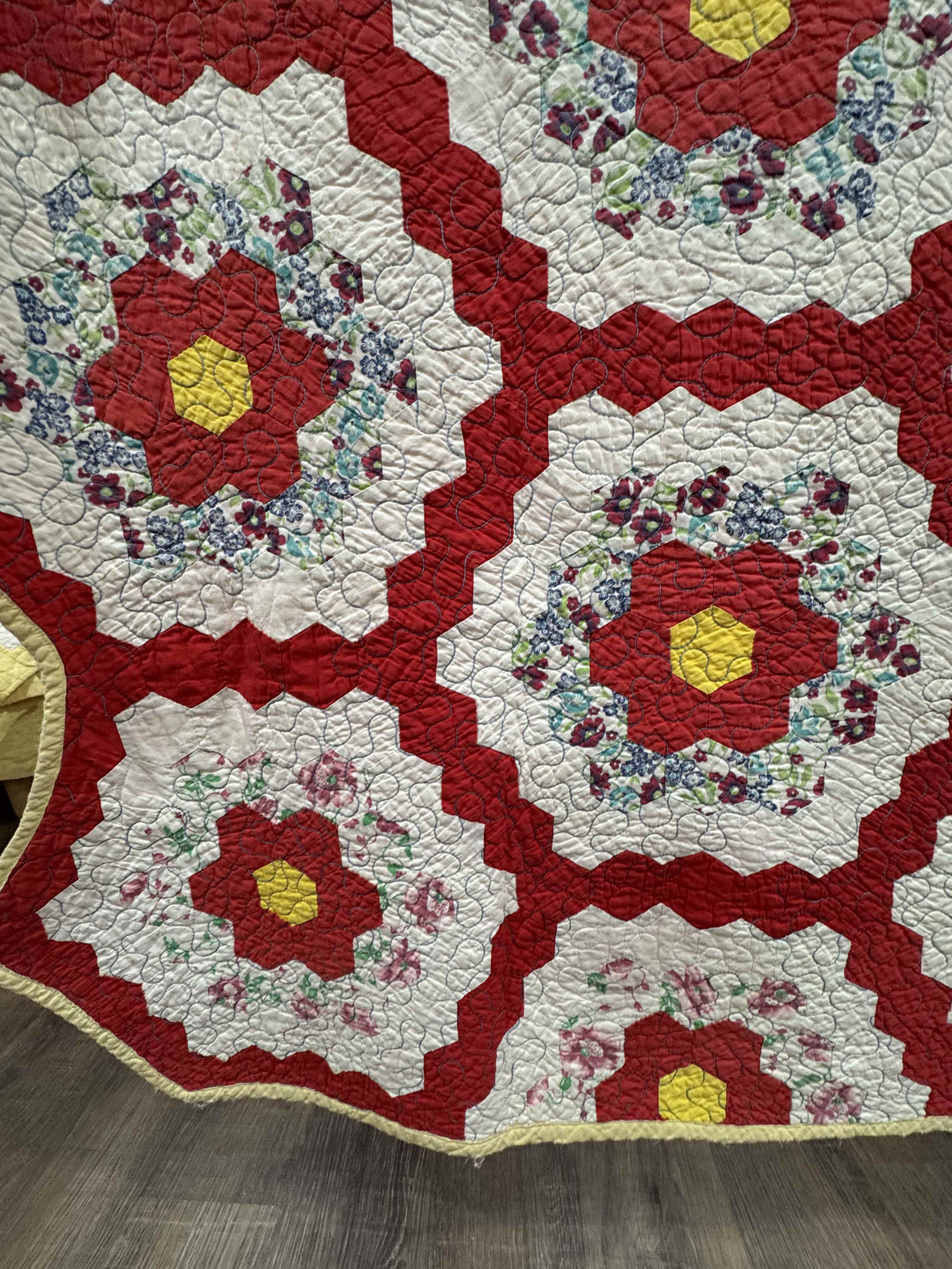 Vintage Quilt Grandmother's Flower Garden