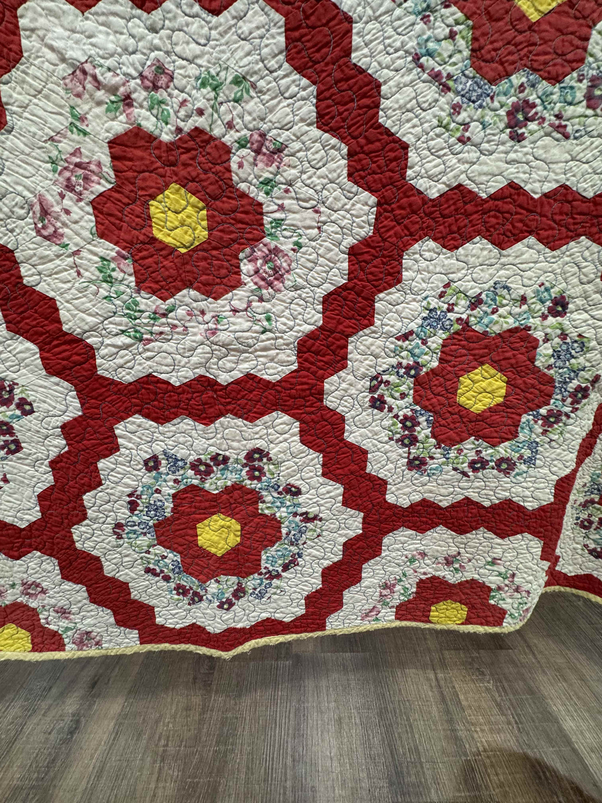 Vintage Quilt Grandmother's Flower Garden