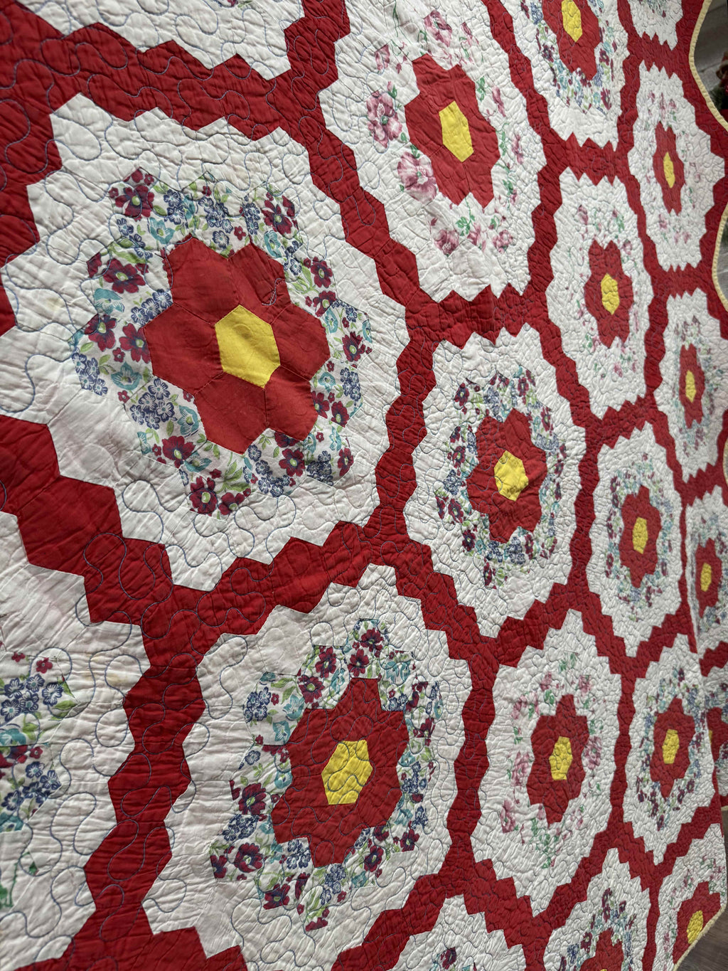 Vintage Quilt Grandmother's Flower Garden
