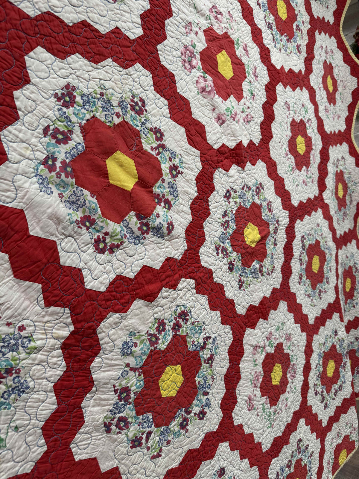 Vintage Quilt Grandmother's Flower Garden