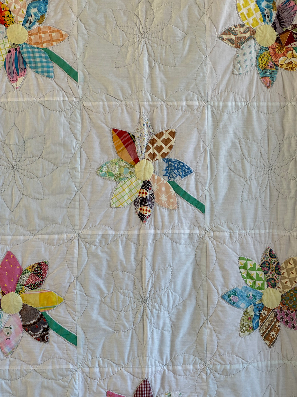 Vintage Feed Sack Daisy on a Stem