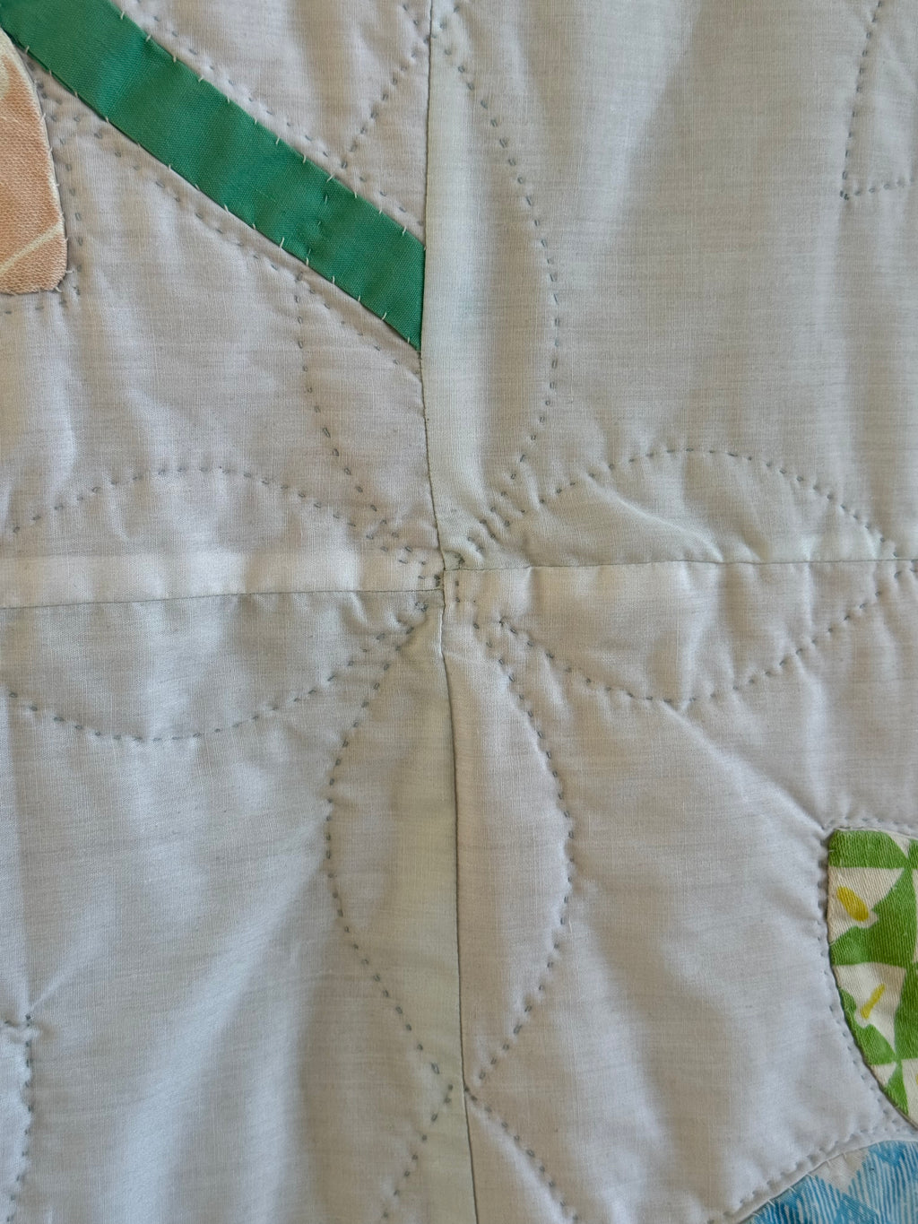 Vintage Feed Sack Daisy on a Stem