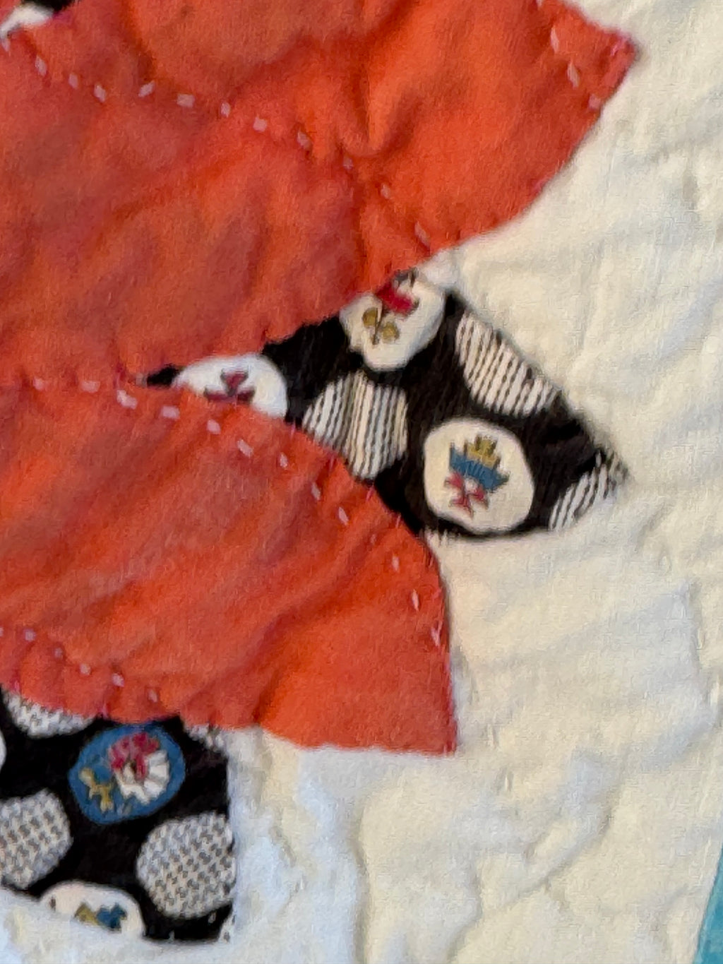 Vintage Quilt Appliqued Daisy