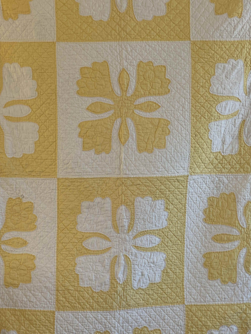 Vintage Quilt Hero's Crown Style Reverse Appliqué
