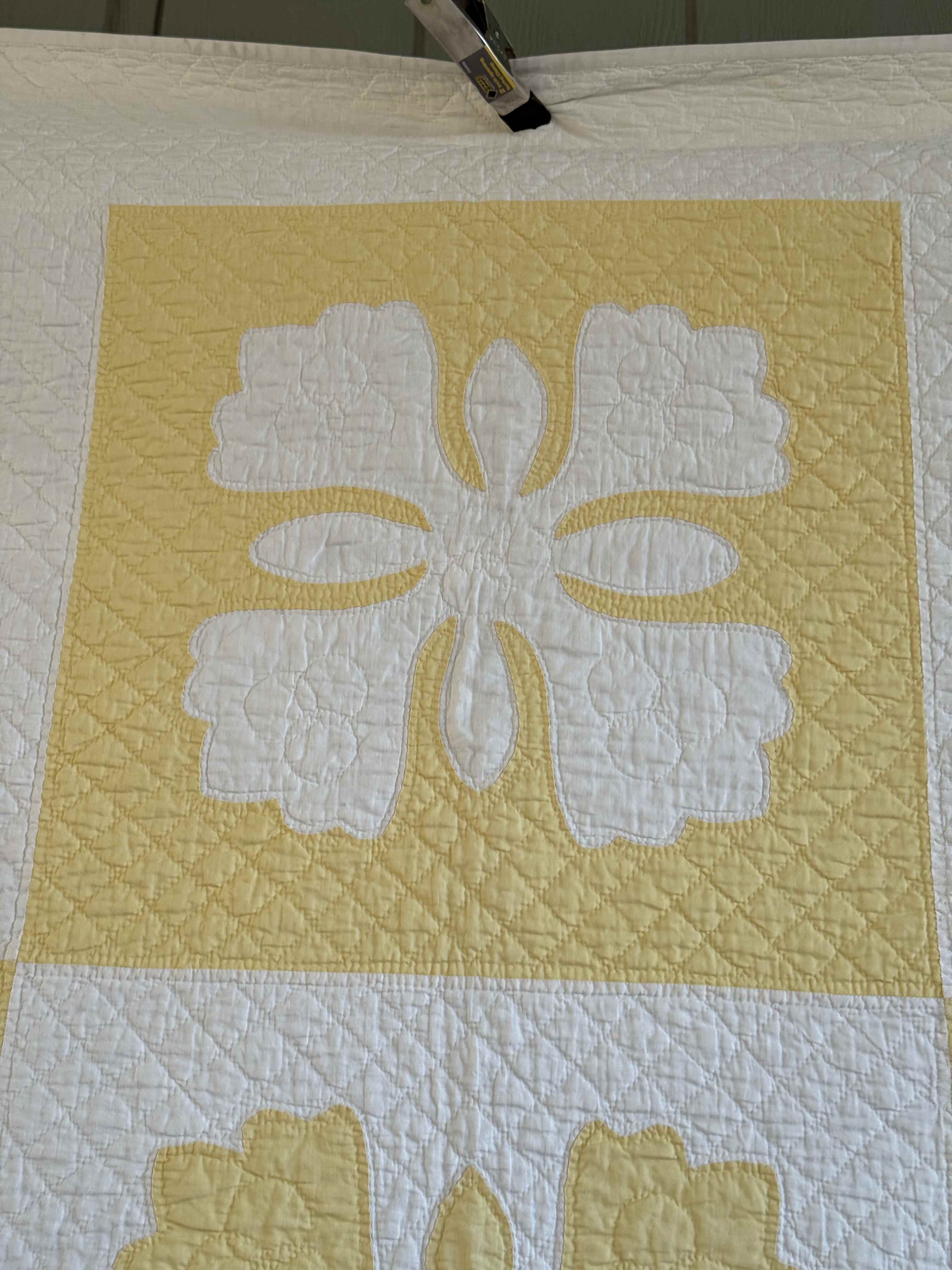 Vintage Quilt Hero's Crown Style Reverse Appliqué