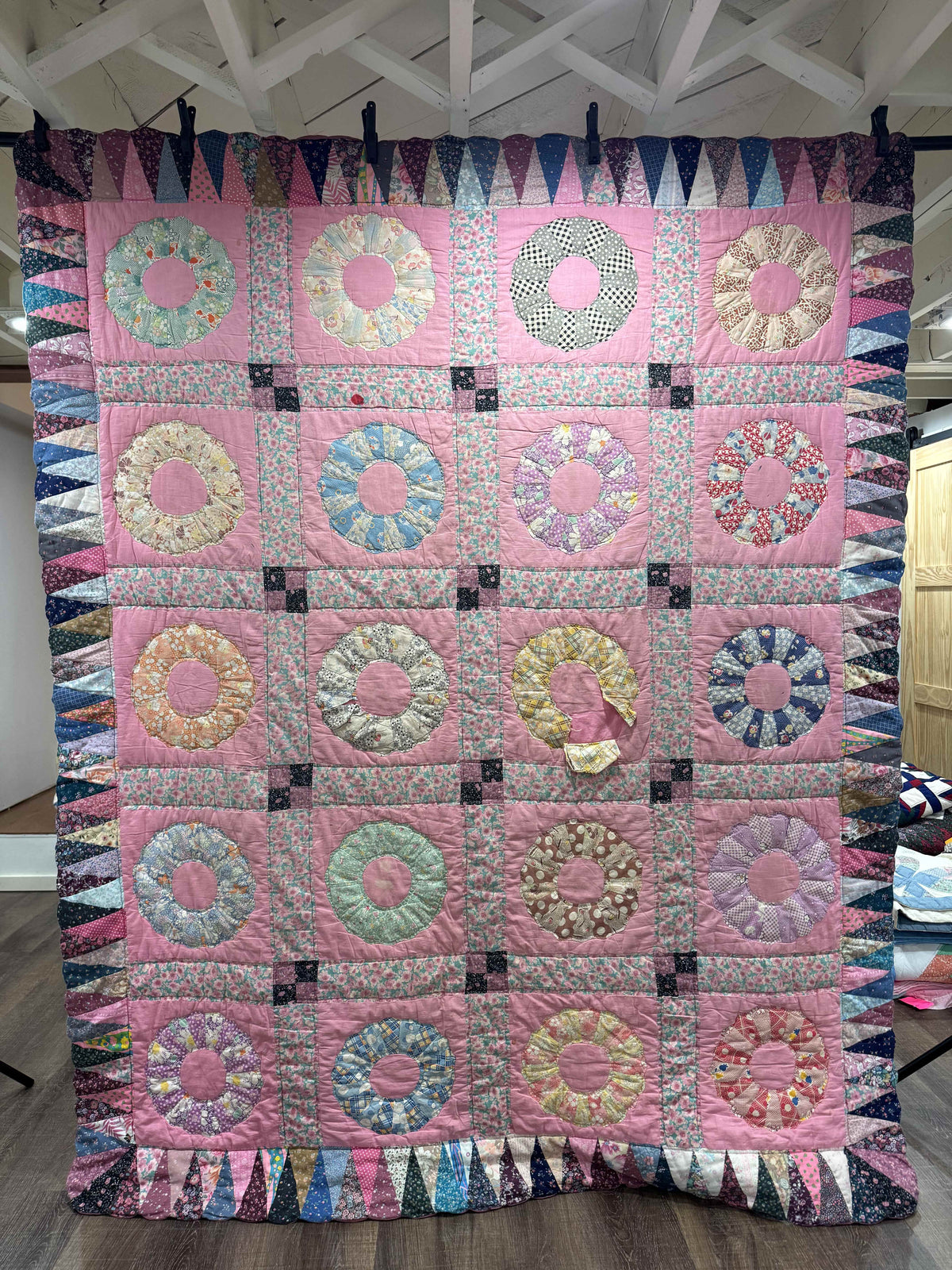 Vintage Quilt Mixed Era Dresden Plate