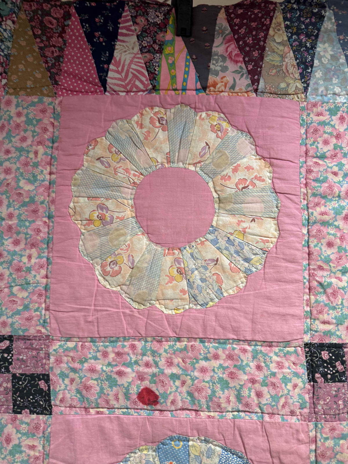 Vintage Quilt Mixed Era Dresden Plate