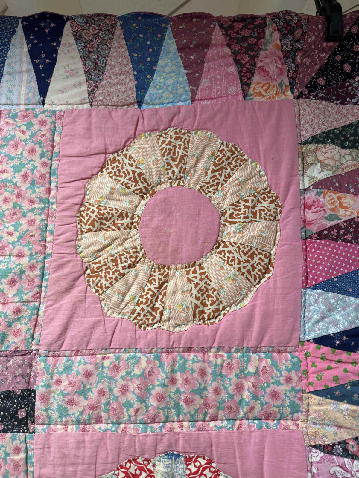 Vintage Quilt Mixed Era Dresden Plate