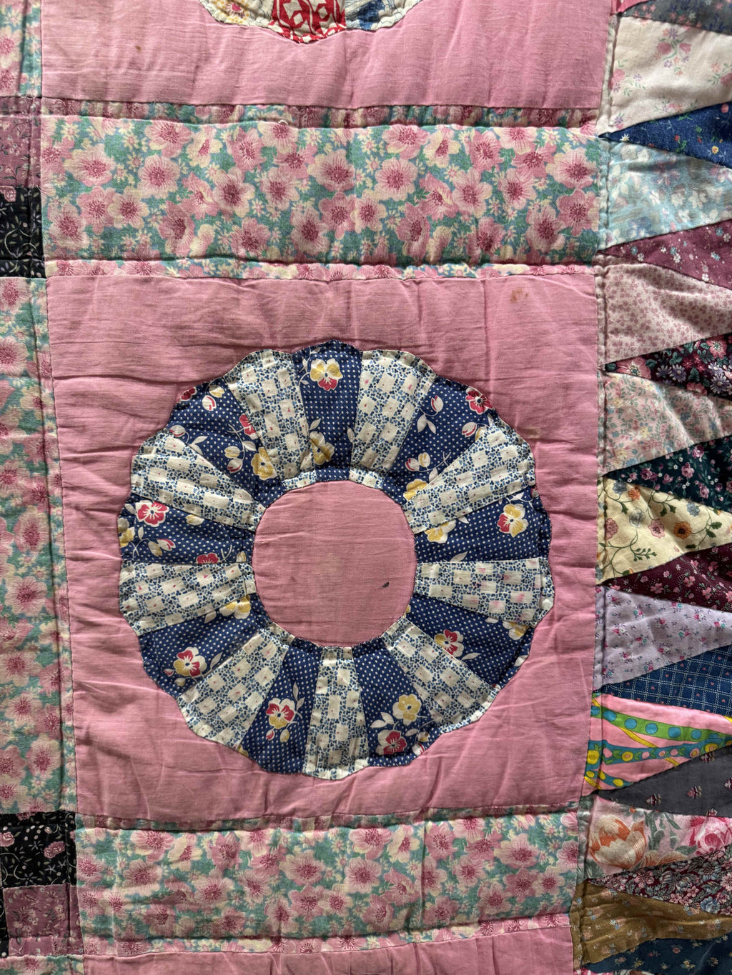 Vintage Quilt Mixed Era Dresden Plate