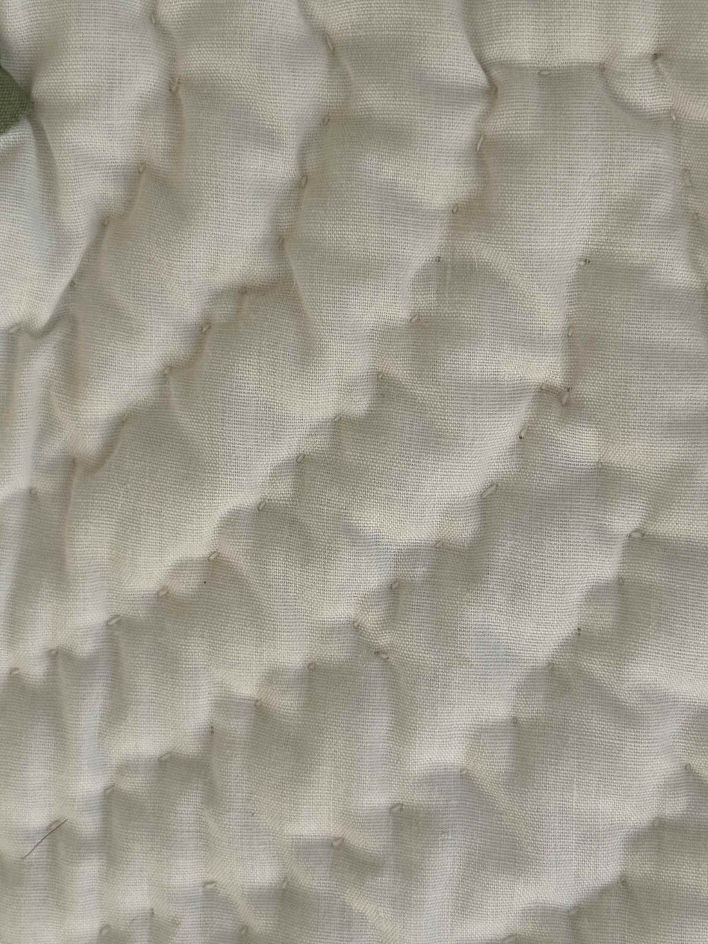 Vintage Quilt Hawaiian-Inspired Hibiscus Appliqué