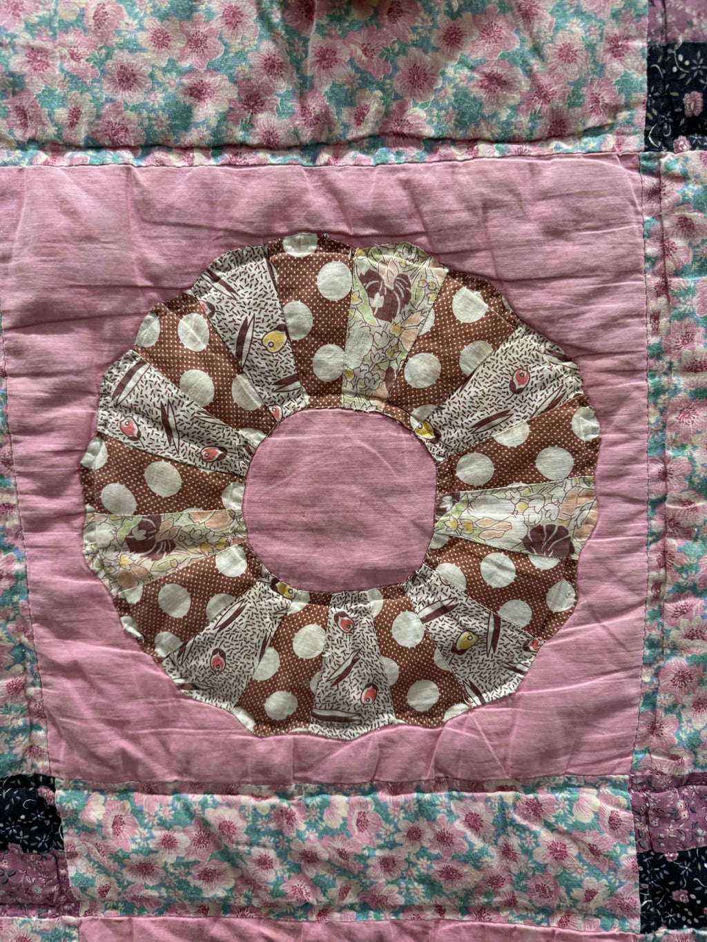Vintage Quilt Mixed Era Dresden Plate