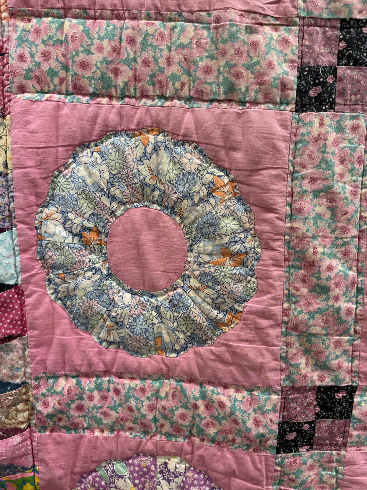 Vintage Quilt Mixed Era Dresden Plate
