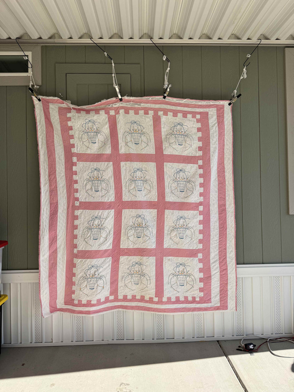 Vintage Quilt Flower Basket Embroidery