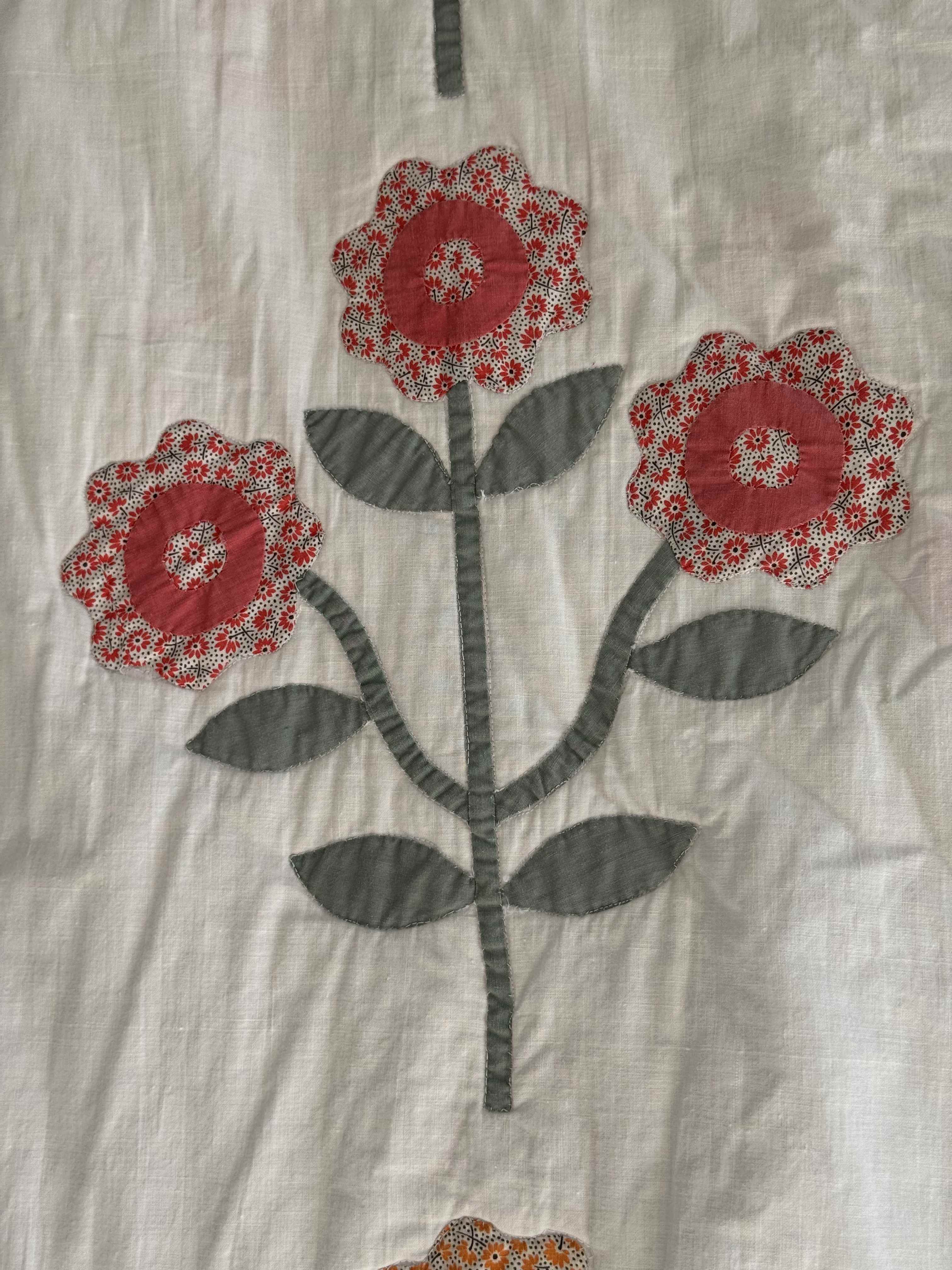 Vintage Quilt Triple Floral Applique