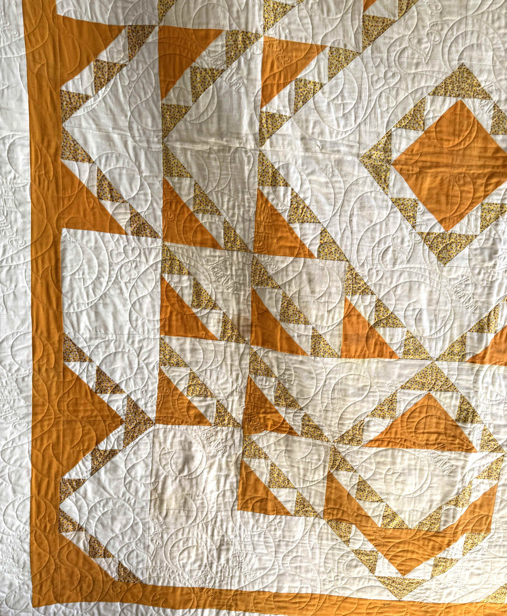 Vintage Quilt Geometric Medallion