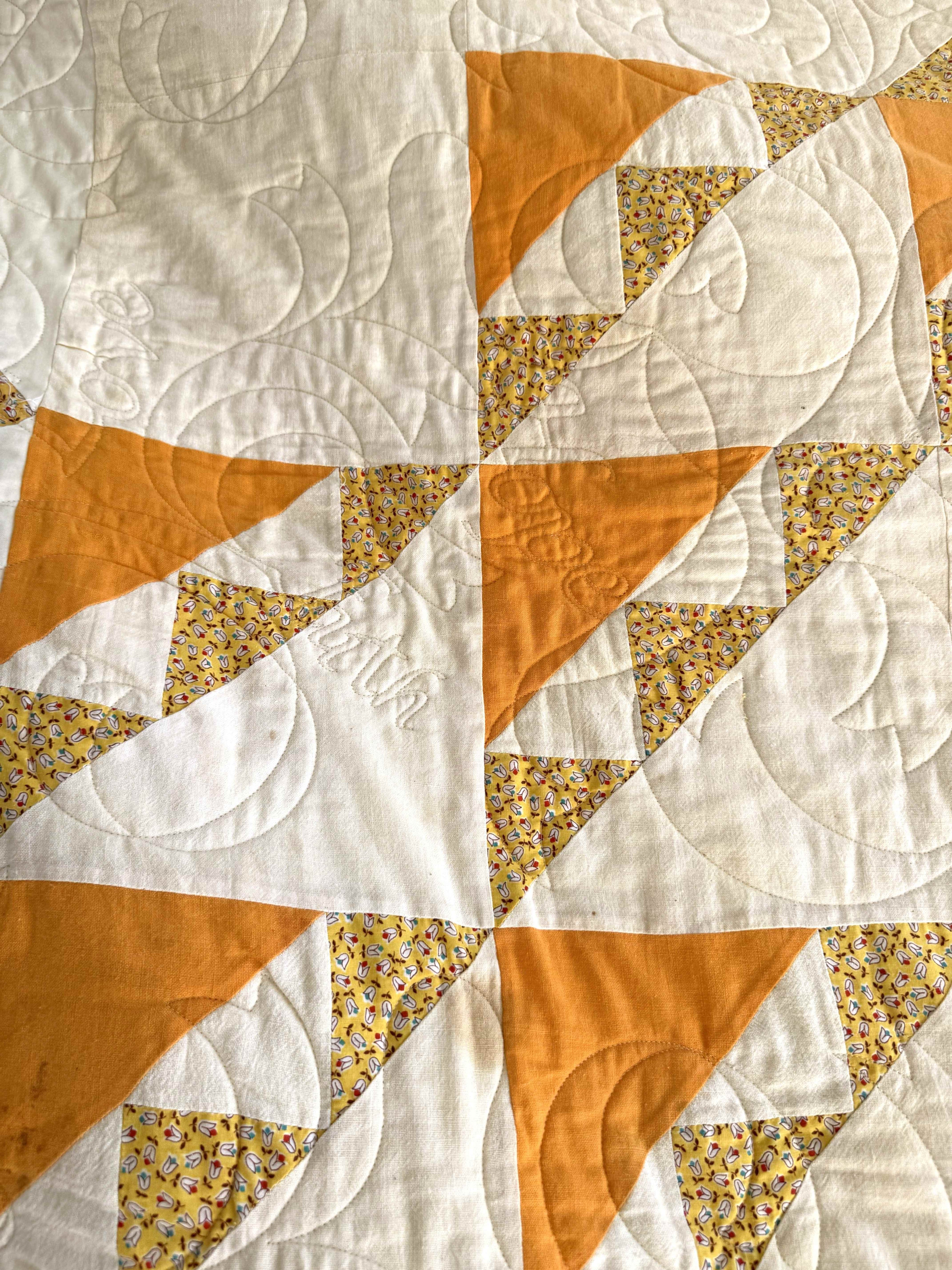 Vintage Quilt Geometric Medallion
