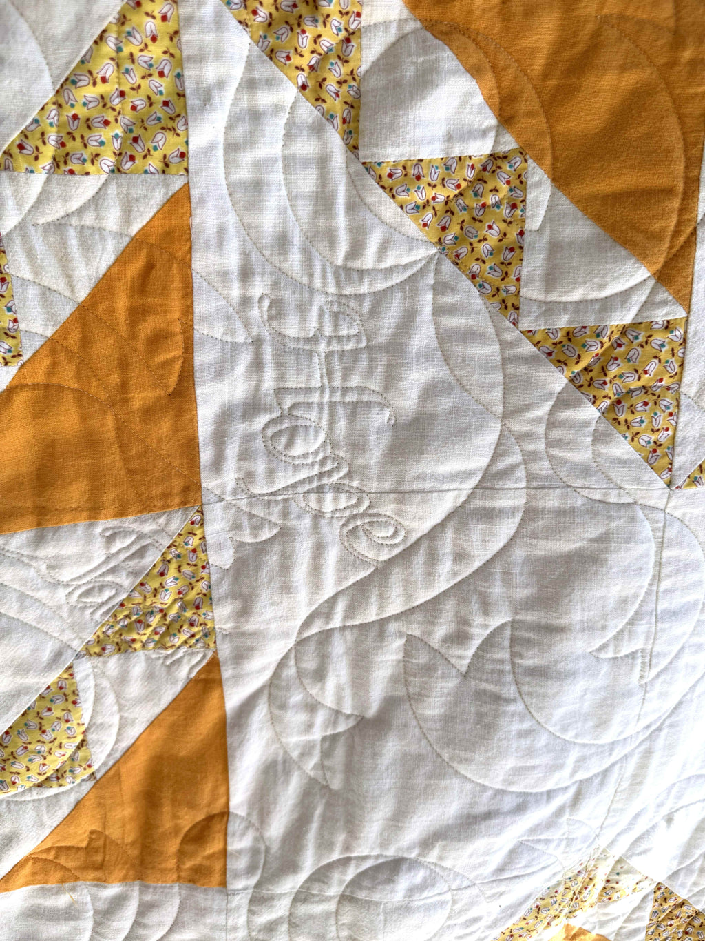 Vintage Quilt Geometric Medallion