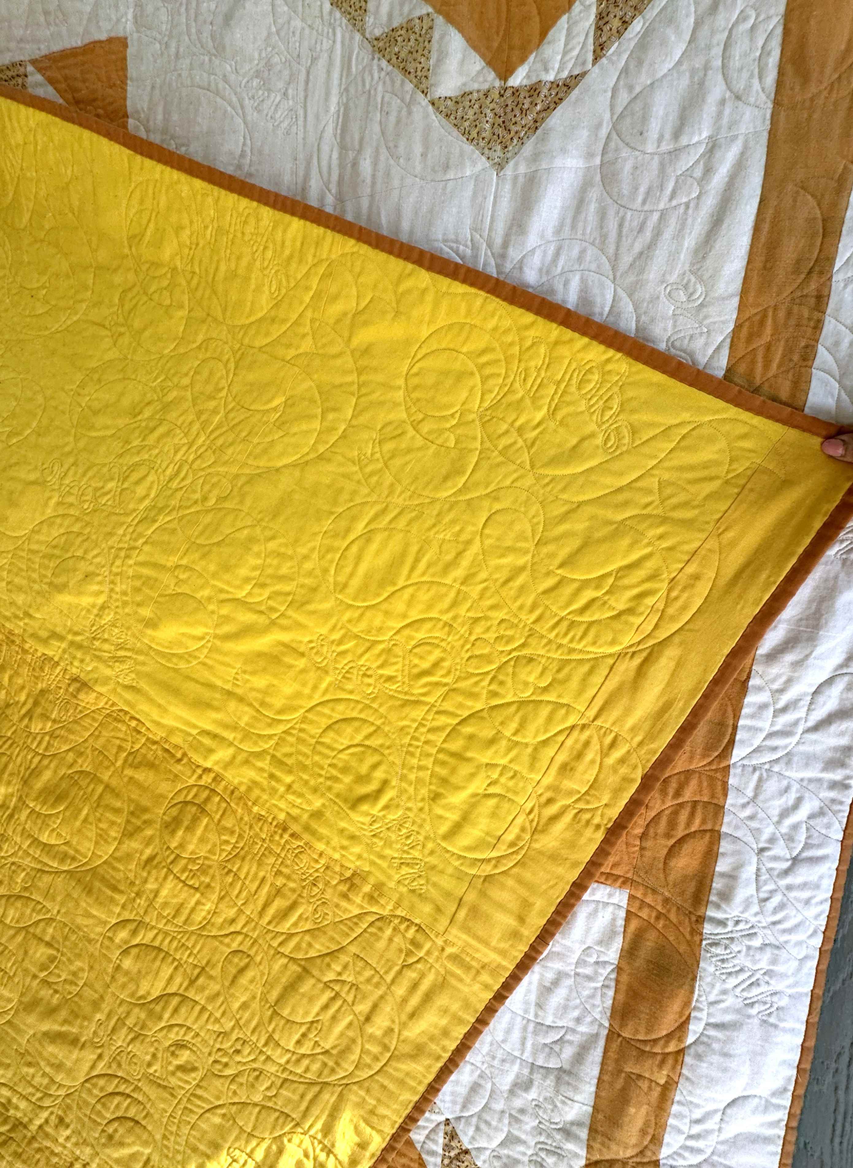Vintage Quilt Geometric Medallion