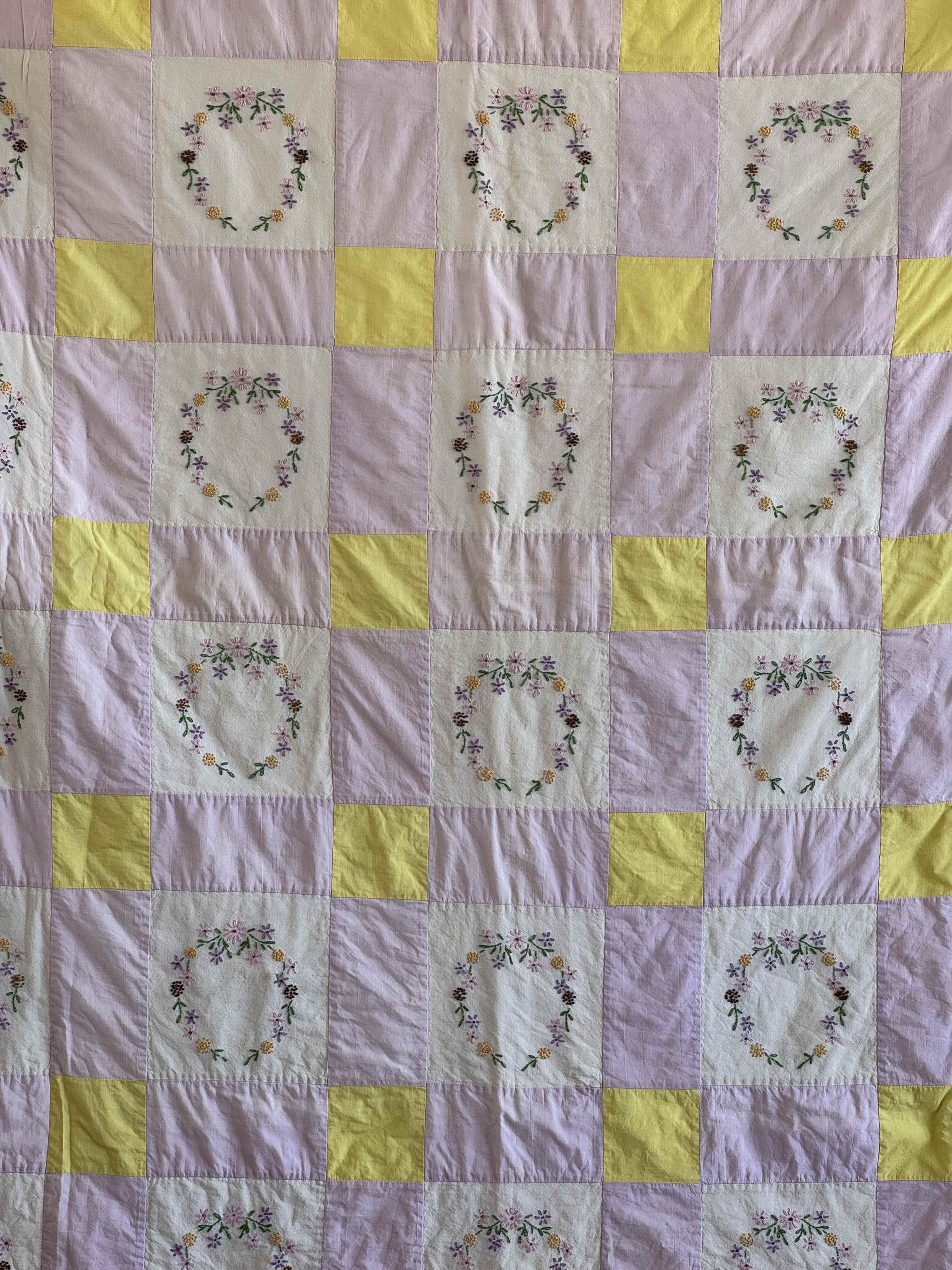 Vintage Quilt Floral Wreath Embroidered