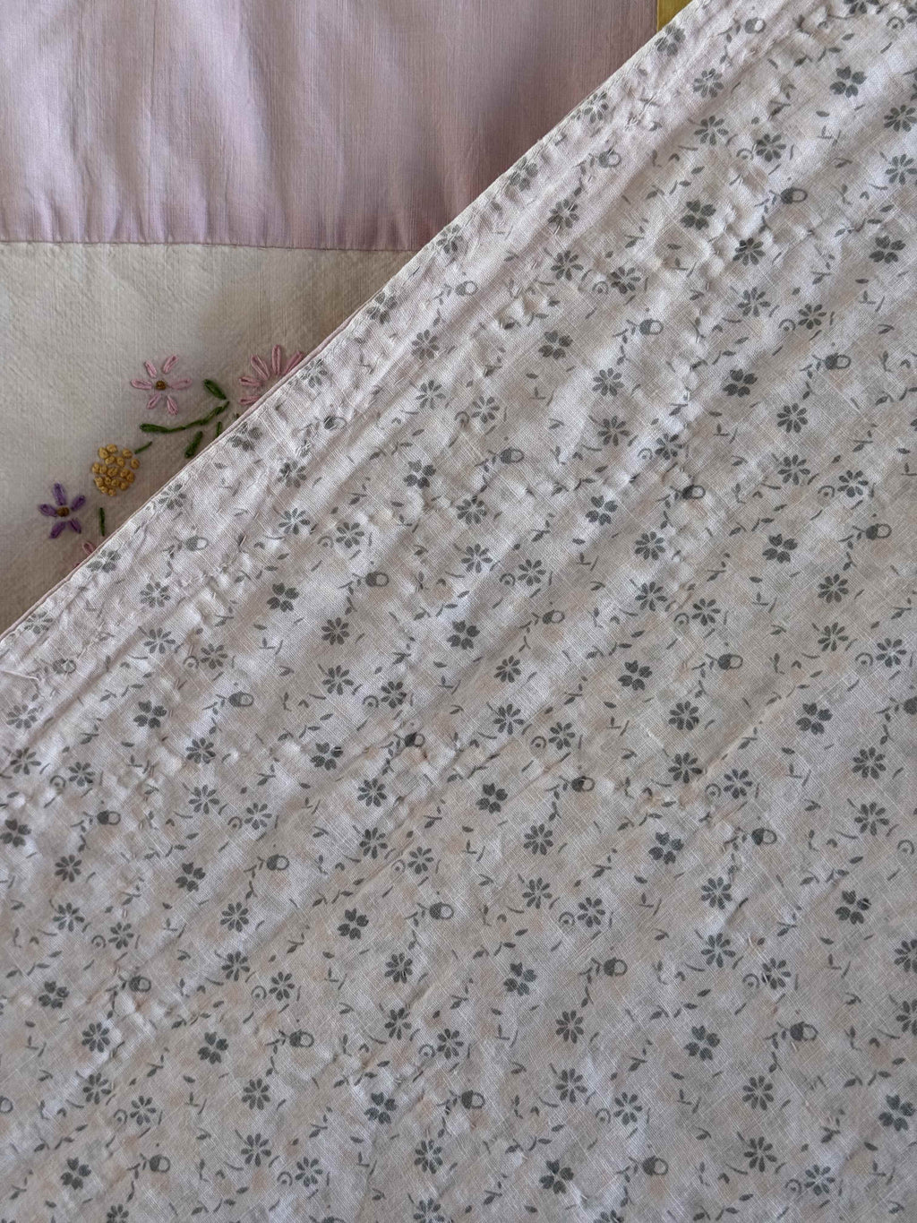 Vintage Quilt Floral Wreath Embroidered