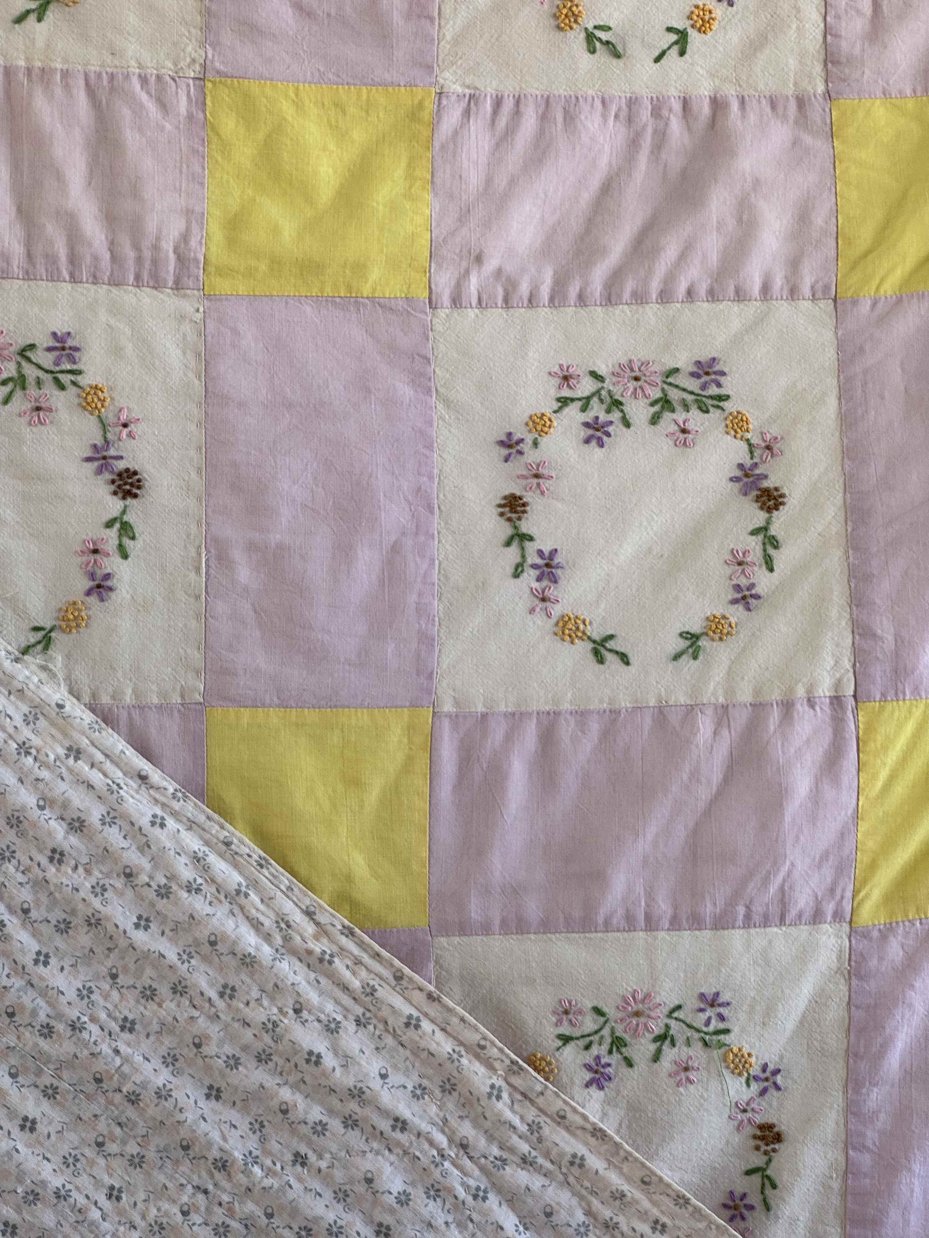 Vintage Quilt Floral Wreath Embroidered