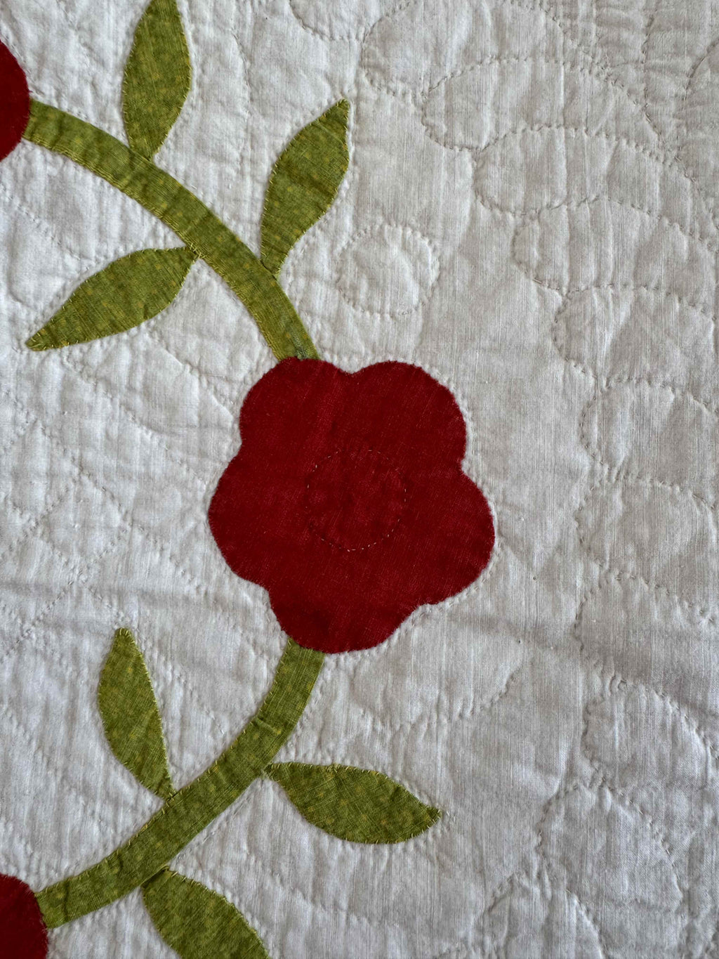 Vintage Quilt Rose of Sharon Wreath with Folk Art Birds
