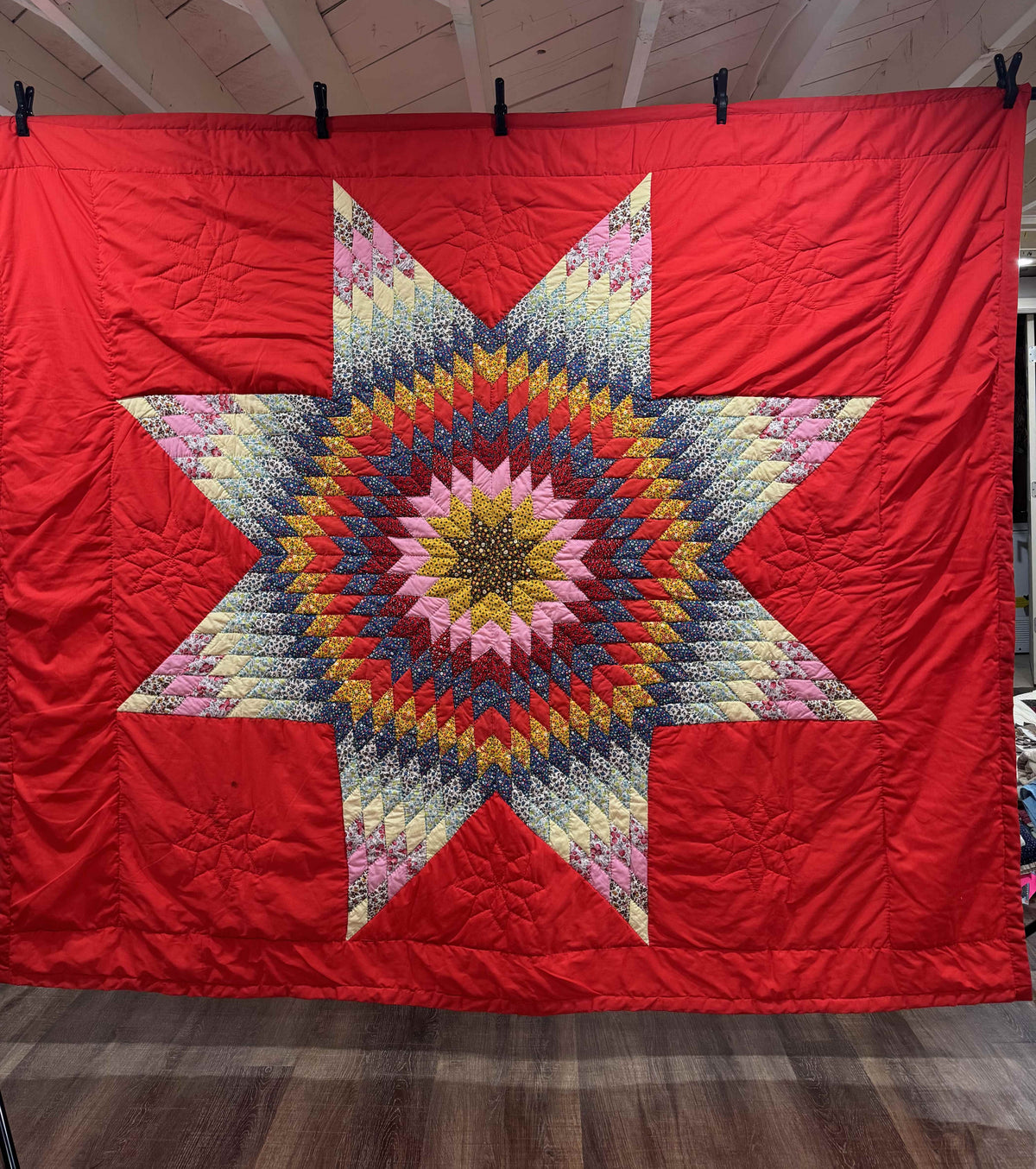 Vintage Quilt Red Lonestar