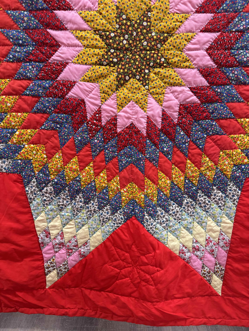 Vintage Quilt Red Lonestar