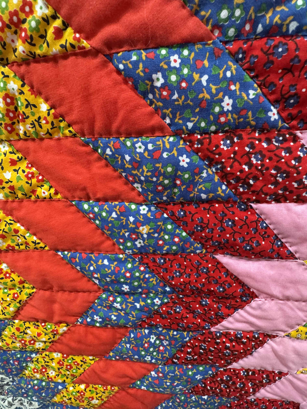 Vintage Quilt Red Lonestar