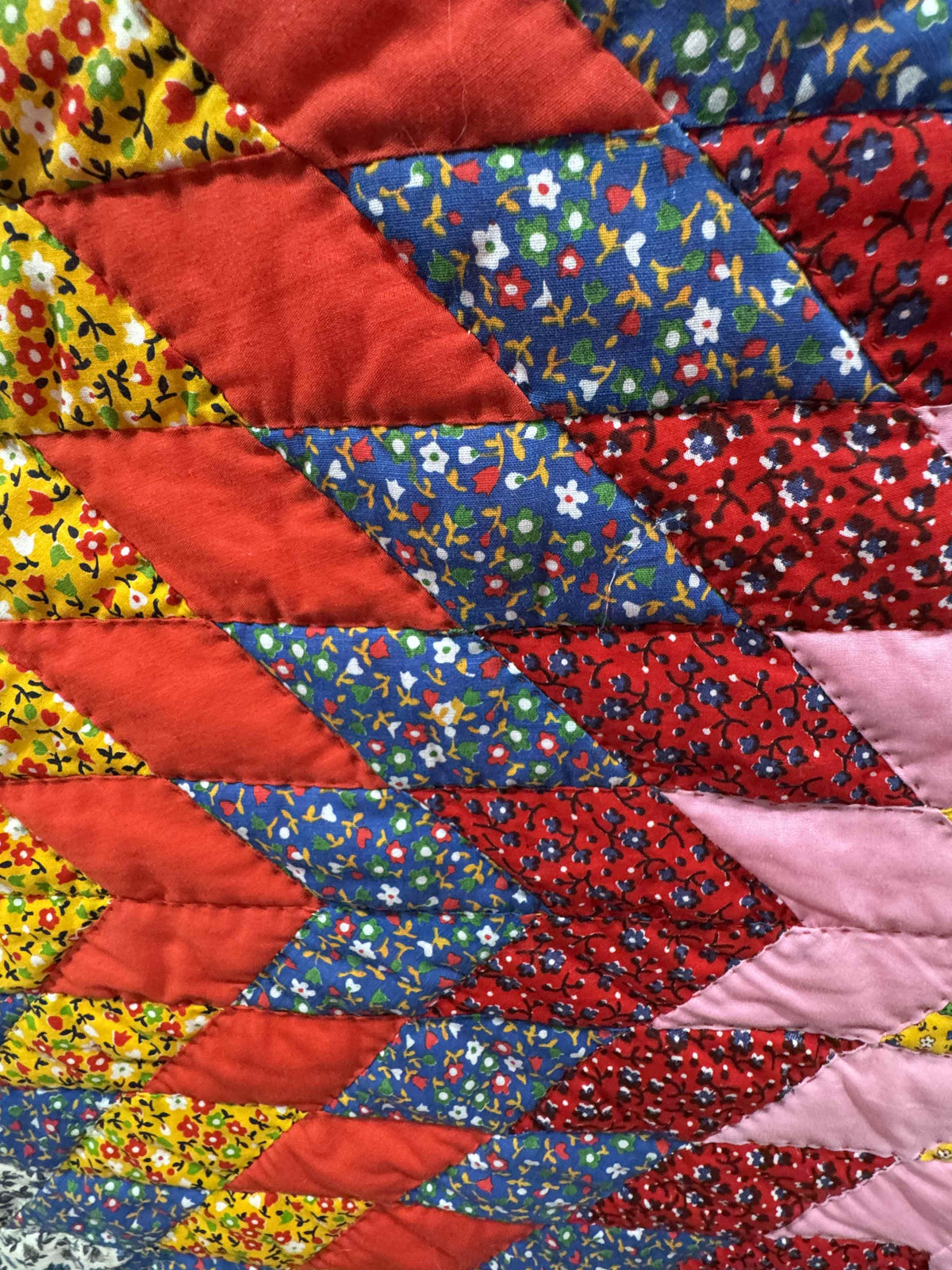 Vintage Quilt Red Lonestar