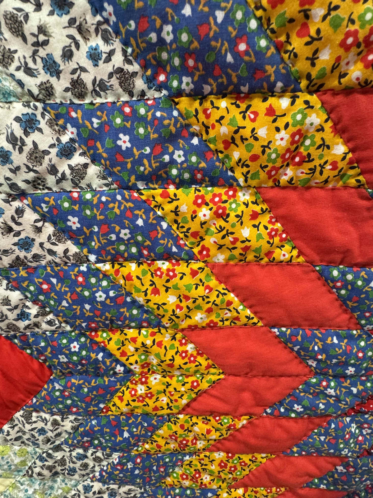 Vintage Quilt Red Lonestar
