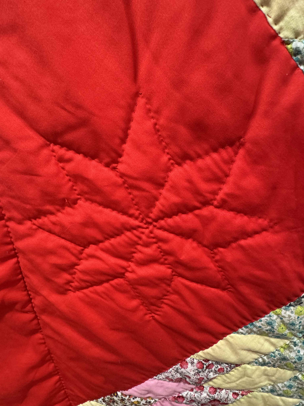 Vintage Quilt Red Lonestar
