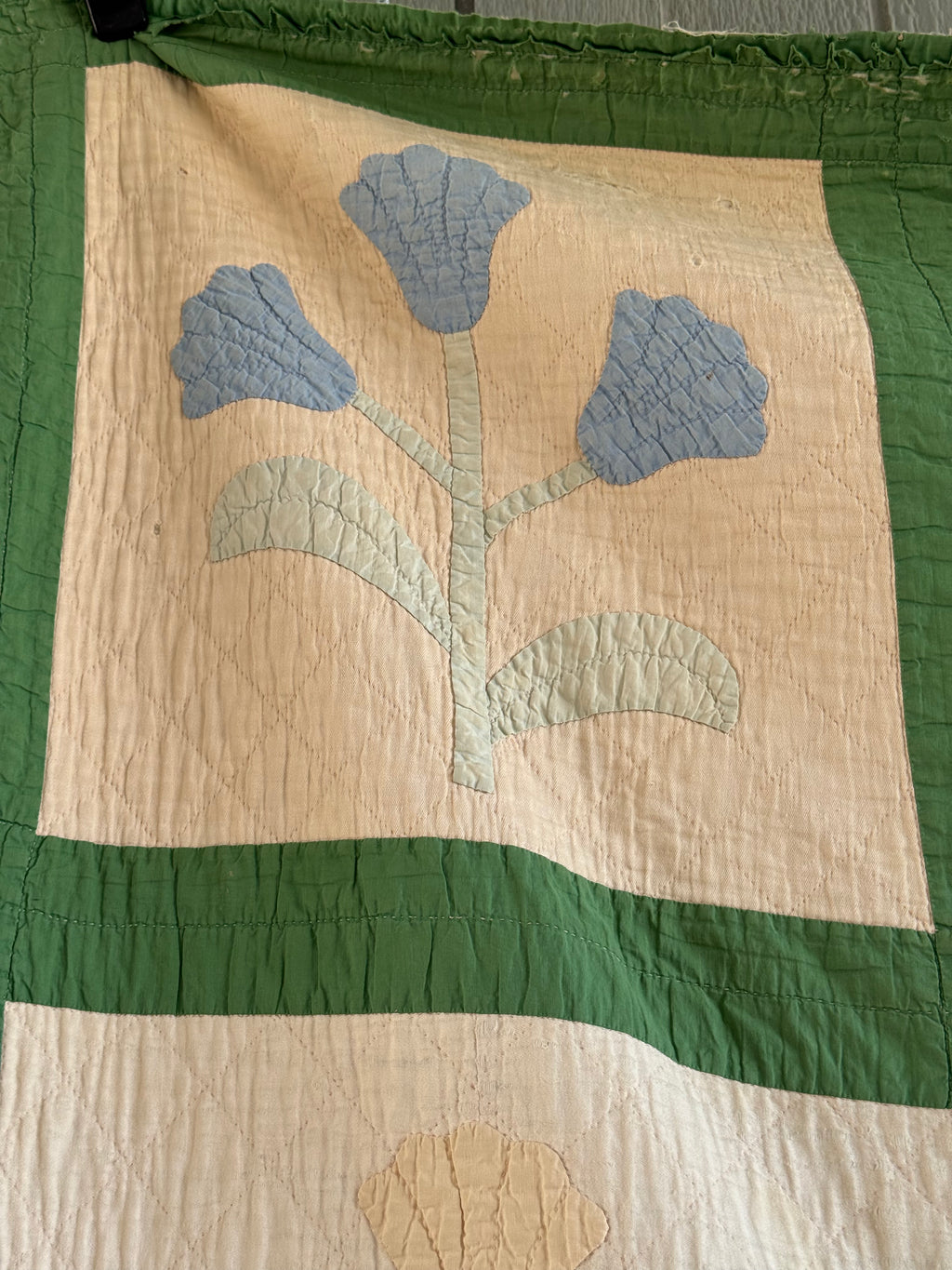 **SOLD** Vintage Cutter Quilt Tulip Applique ** SOLD**