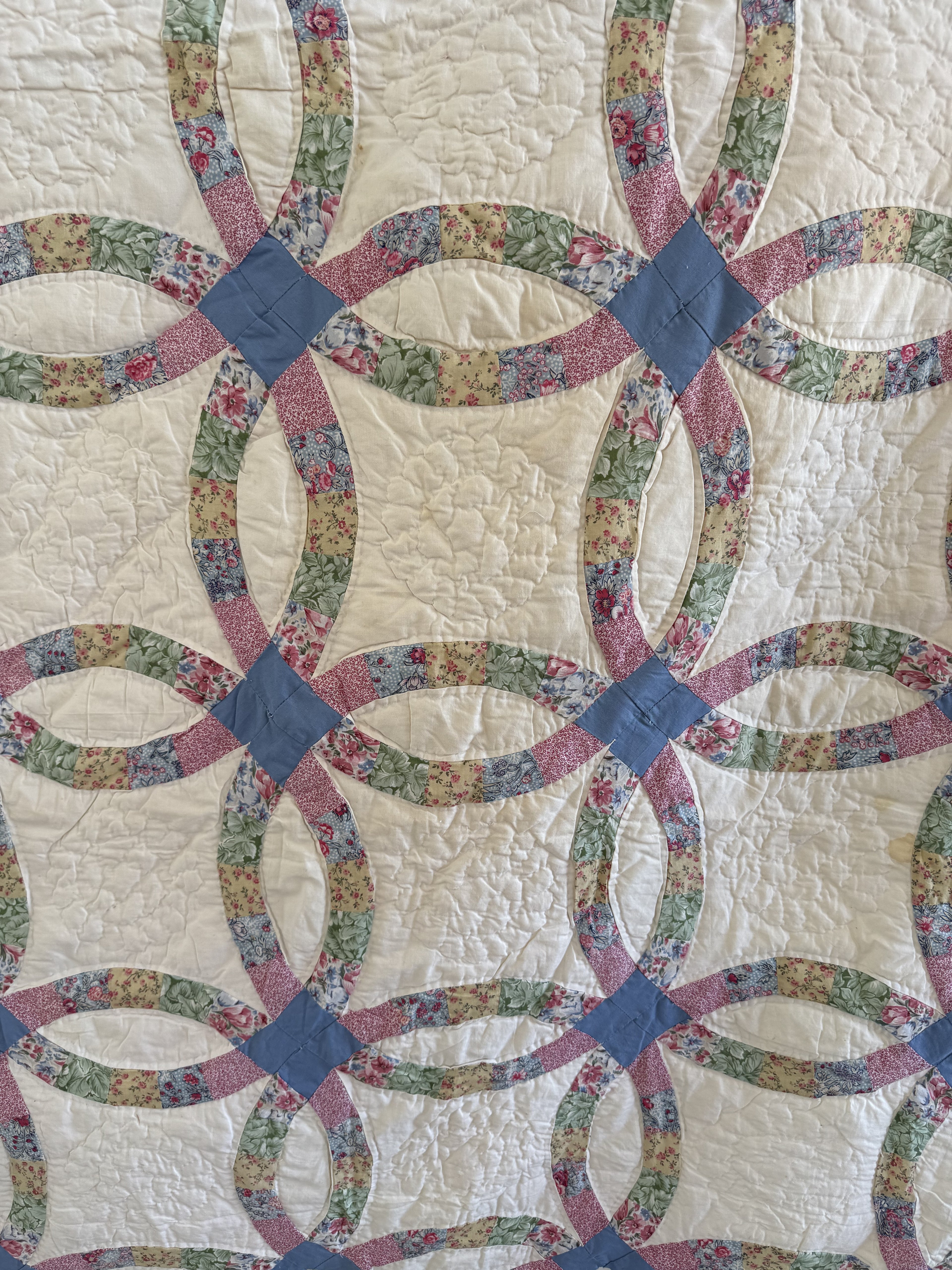 Vintage Quilt Double Wedding Ring Feed Sack