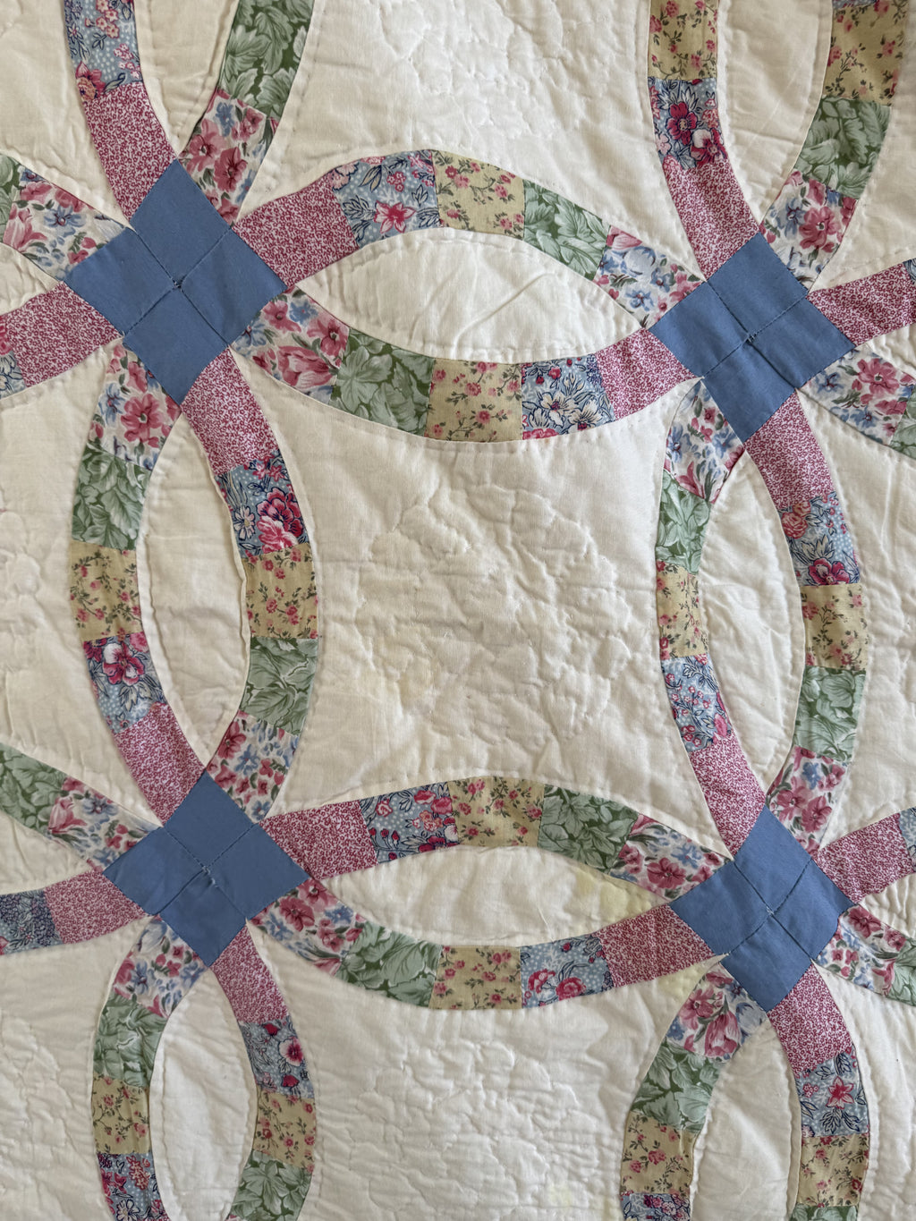 Vintage Quilt Double Wedding Ring Feed Sack
