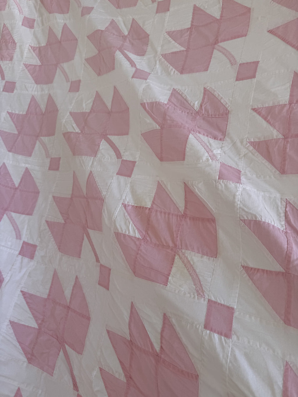 Vintage Quilt Pink Maple Leaf