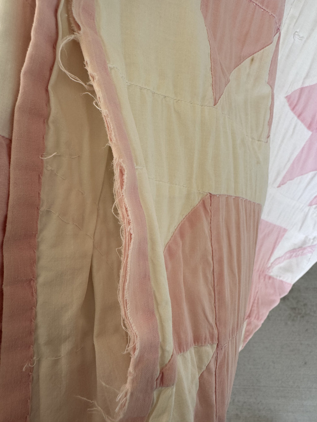 Vintage Quilt Pink Maple Leaf