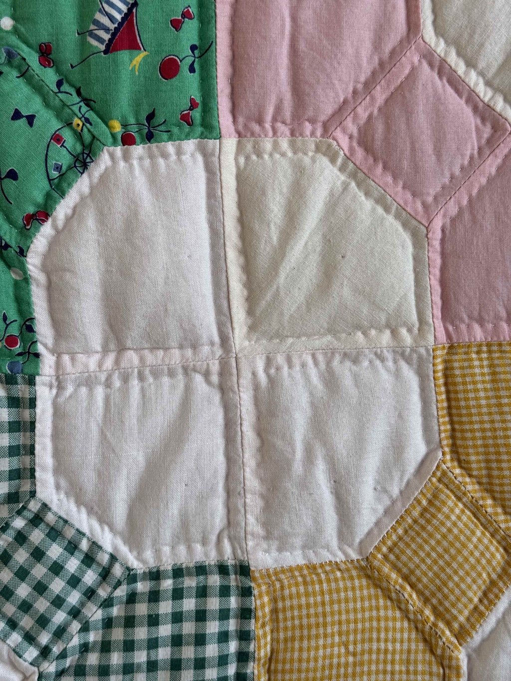 Vintage Bowtie Quilt 3D Variation Quilt