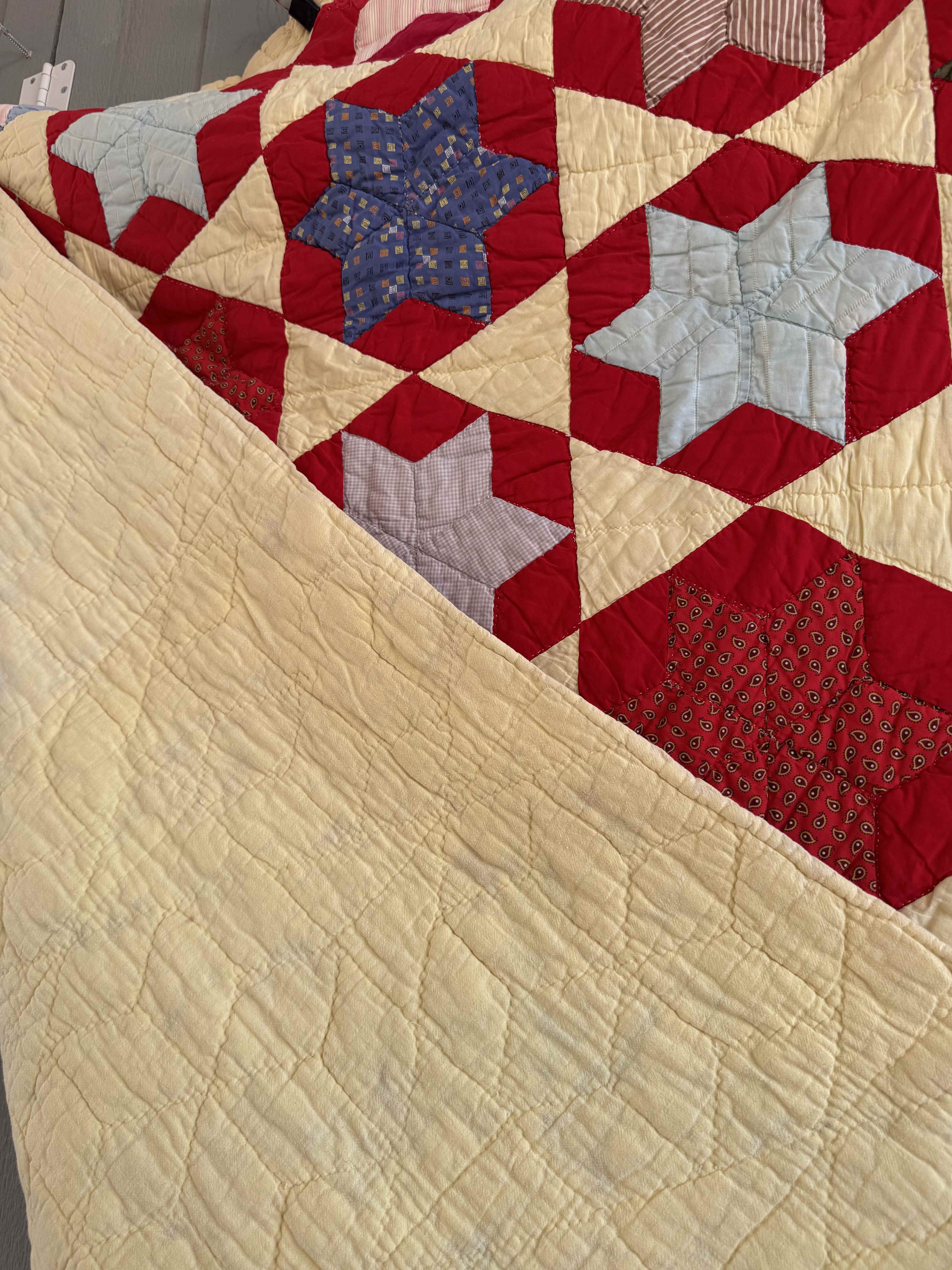 Antique Quilt Hexagonal Set on Point