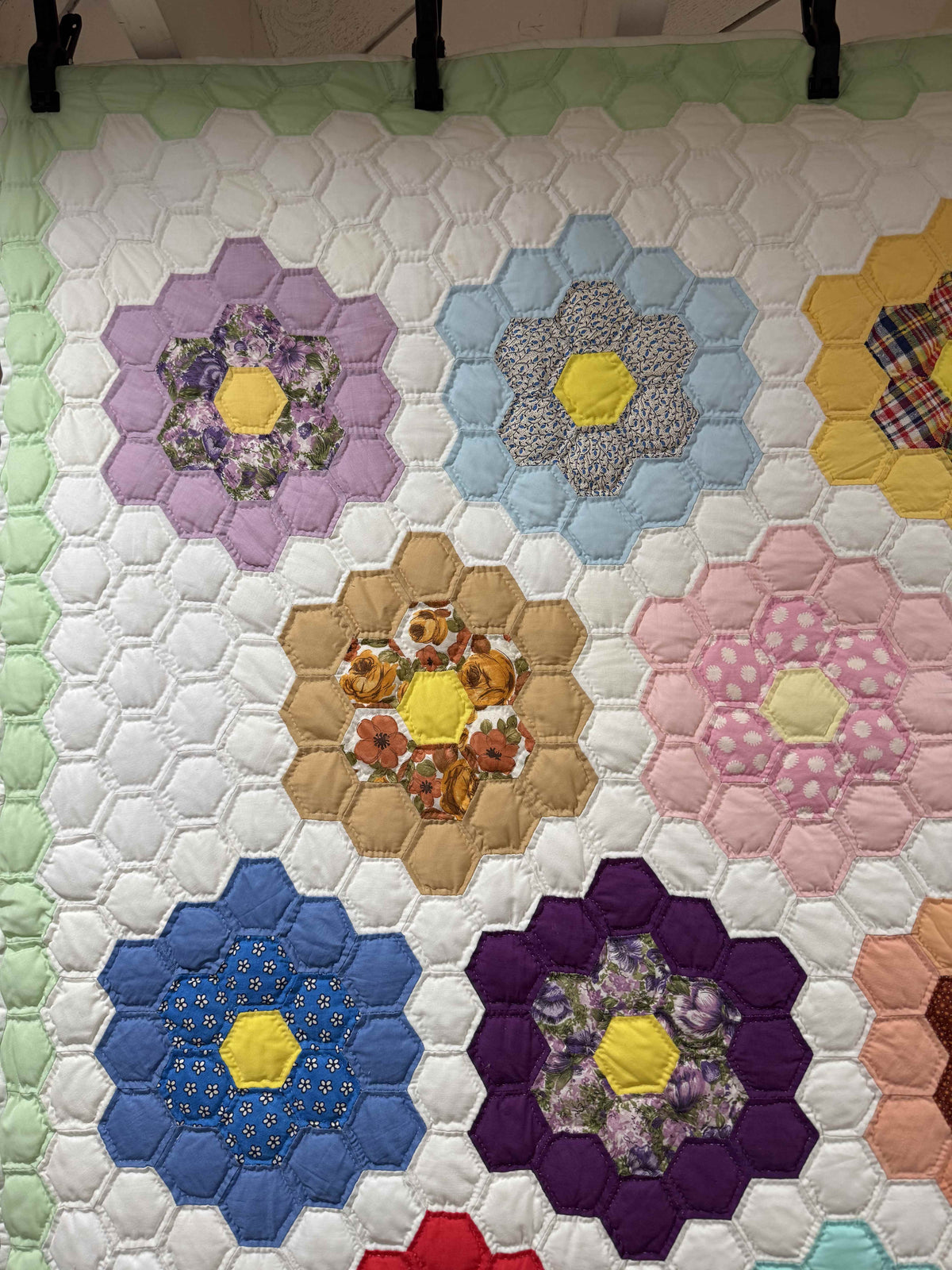 Vintage Quilt Grandmother's Flower Garden