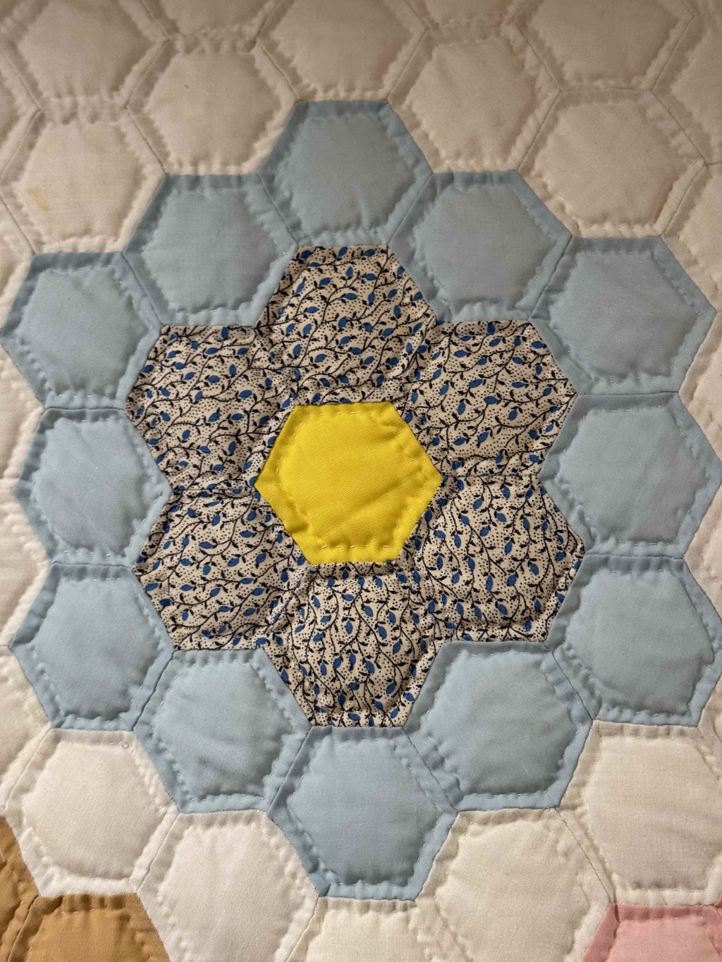 Vintage Quilt Grandmother's Flower Garden