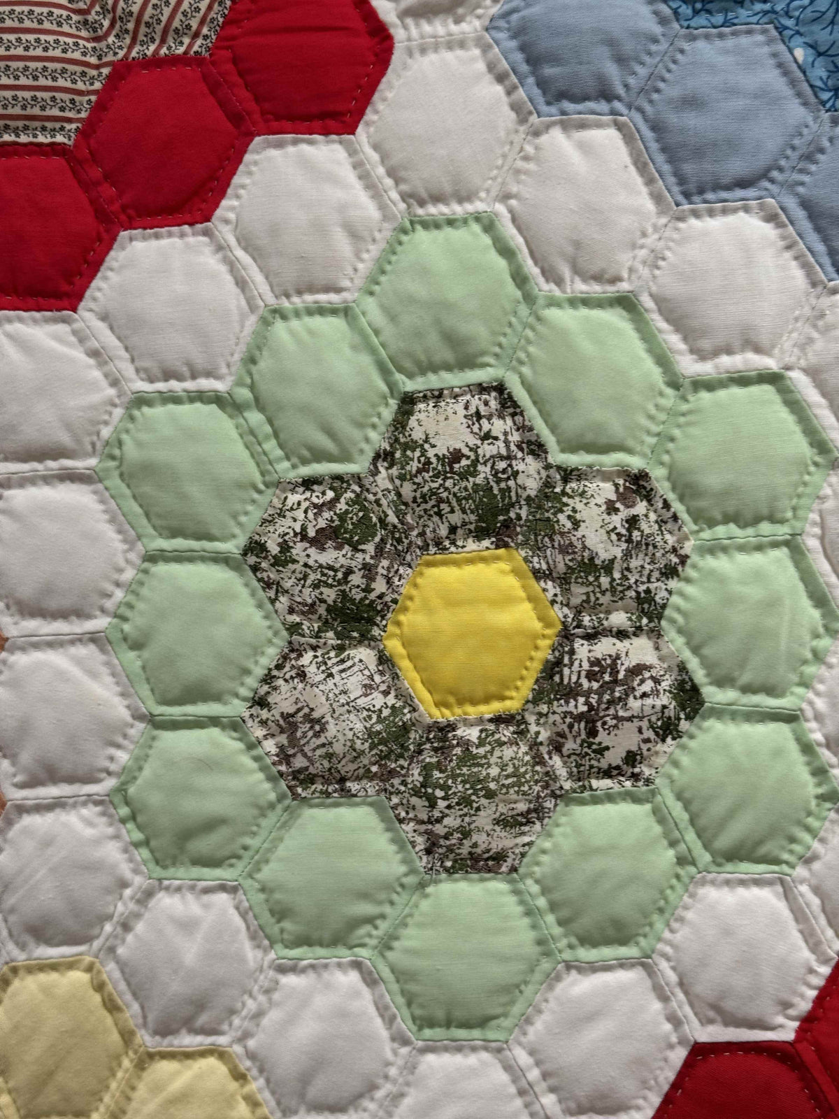 Vintage Quilt Grandmother's Flower Garden