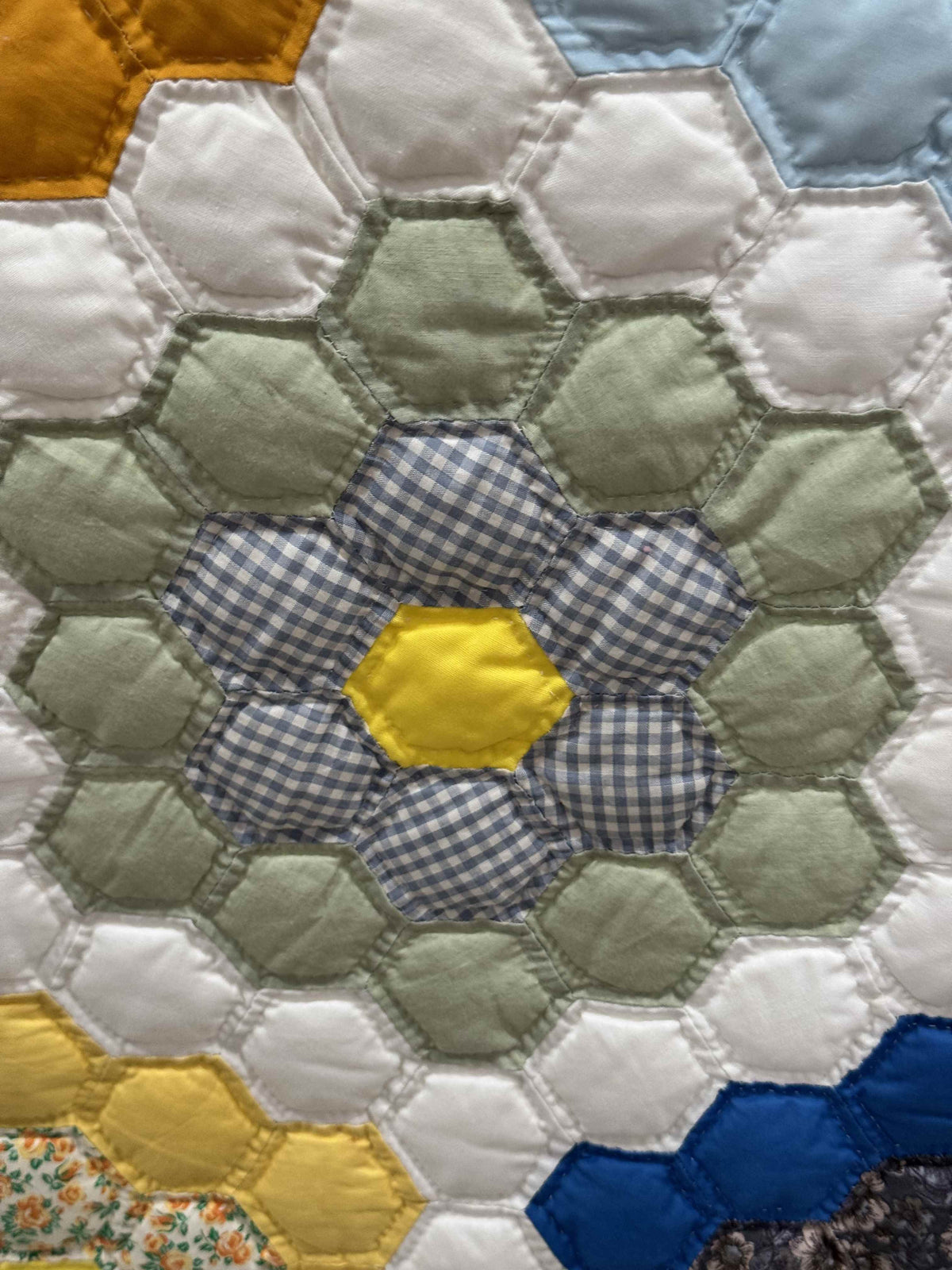 Vintage Quilt Grandmother's Flower Garden