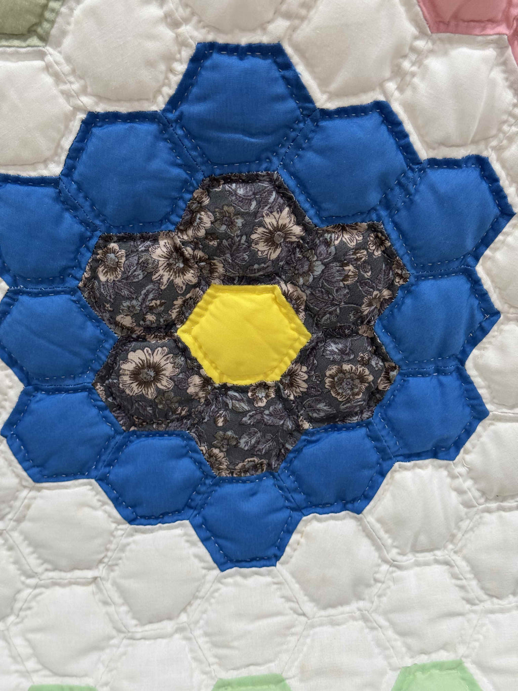 Vintage Quilt Grandmother's Flower Garden