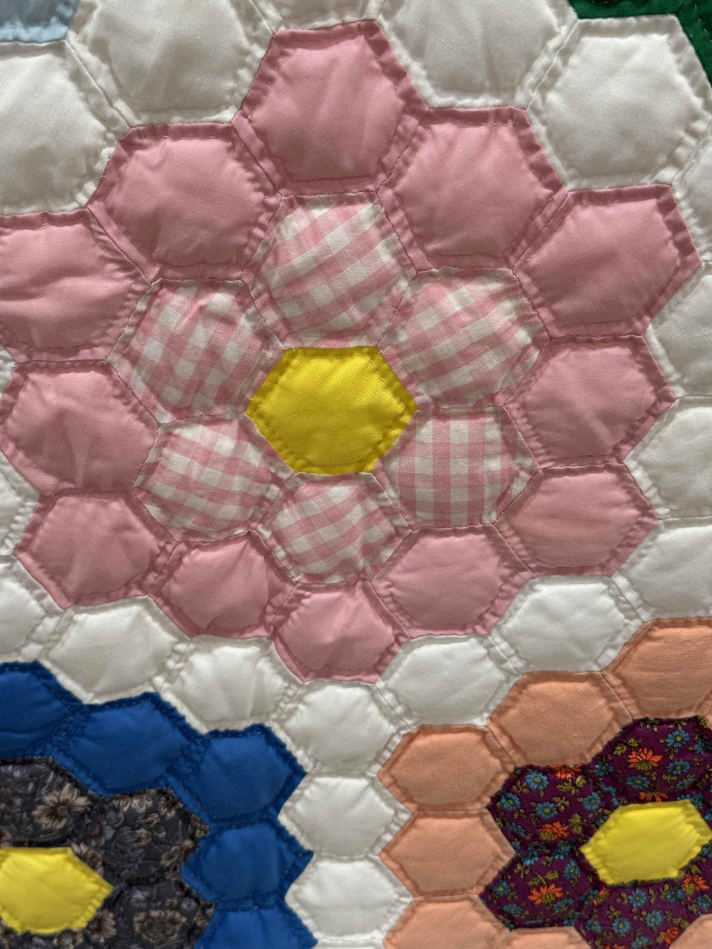 Vintage Quilt Grandmother's Flower Garden