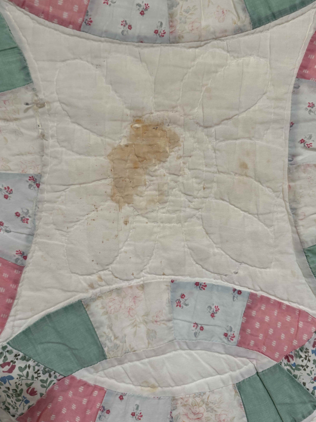 Vintage Double Wedding Ring Quilt