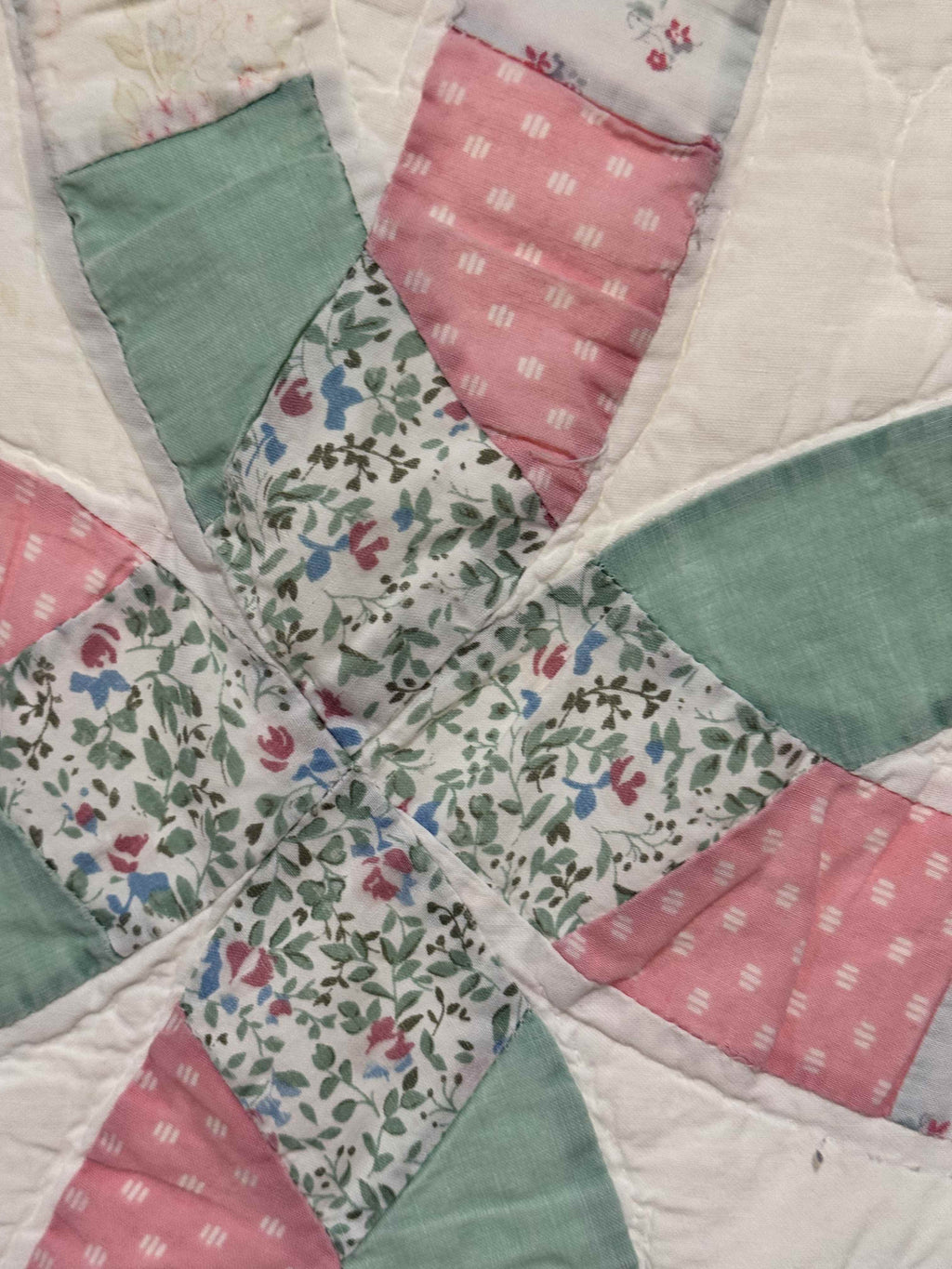 Vintage Double Wedding Ring Quilt