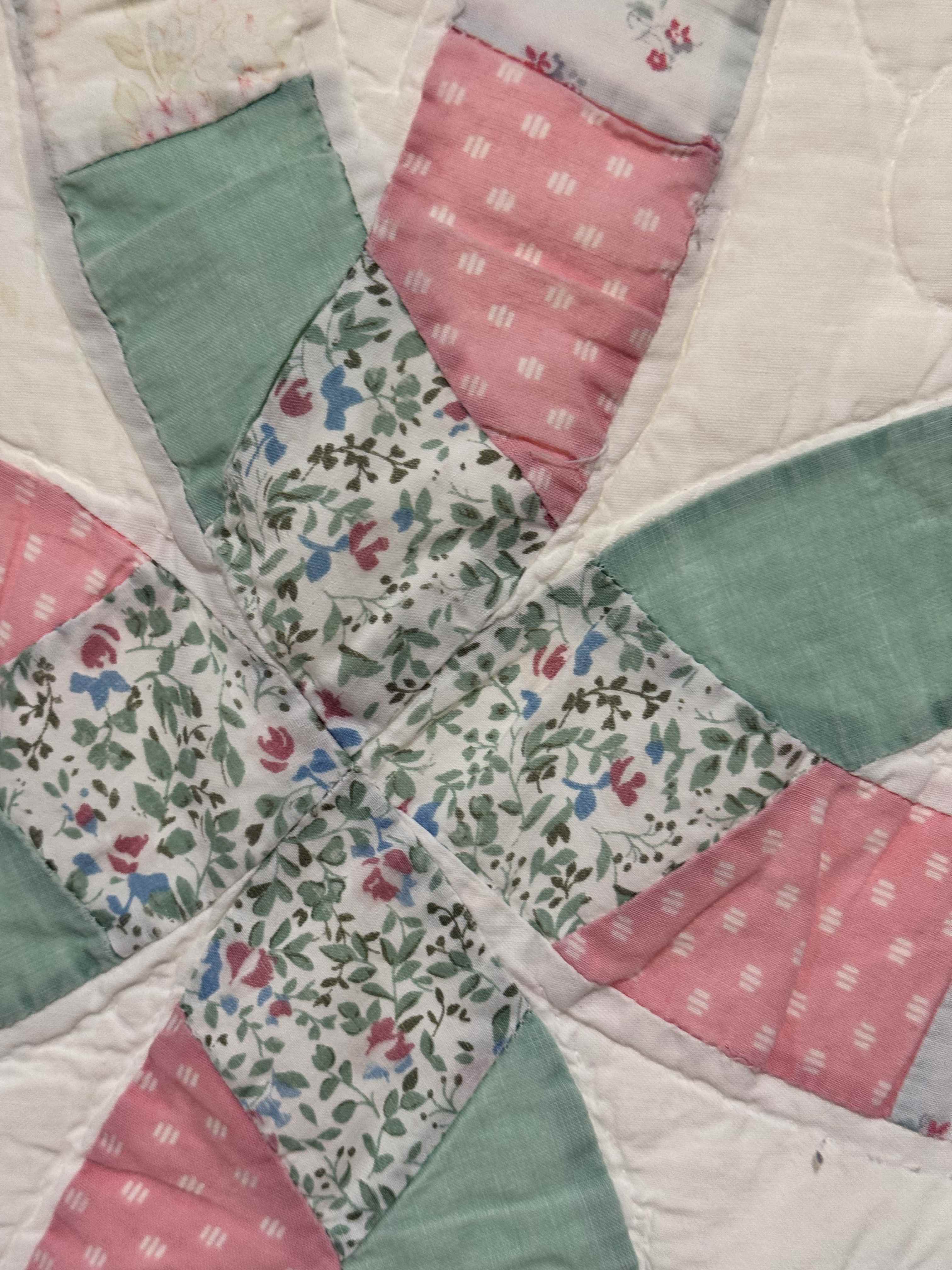 Vintage Double Wedding Ring Quilt